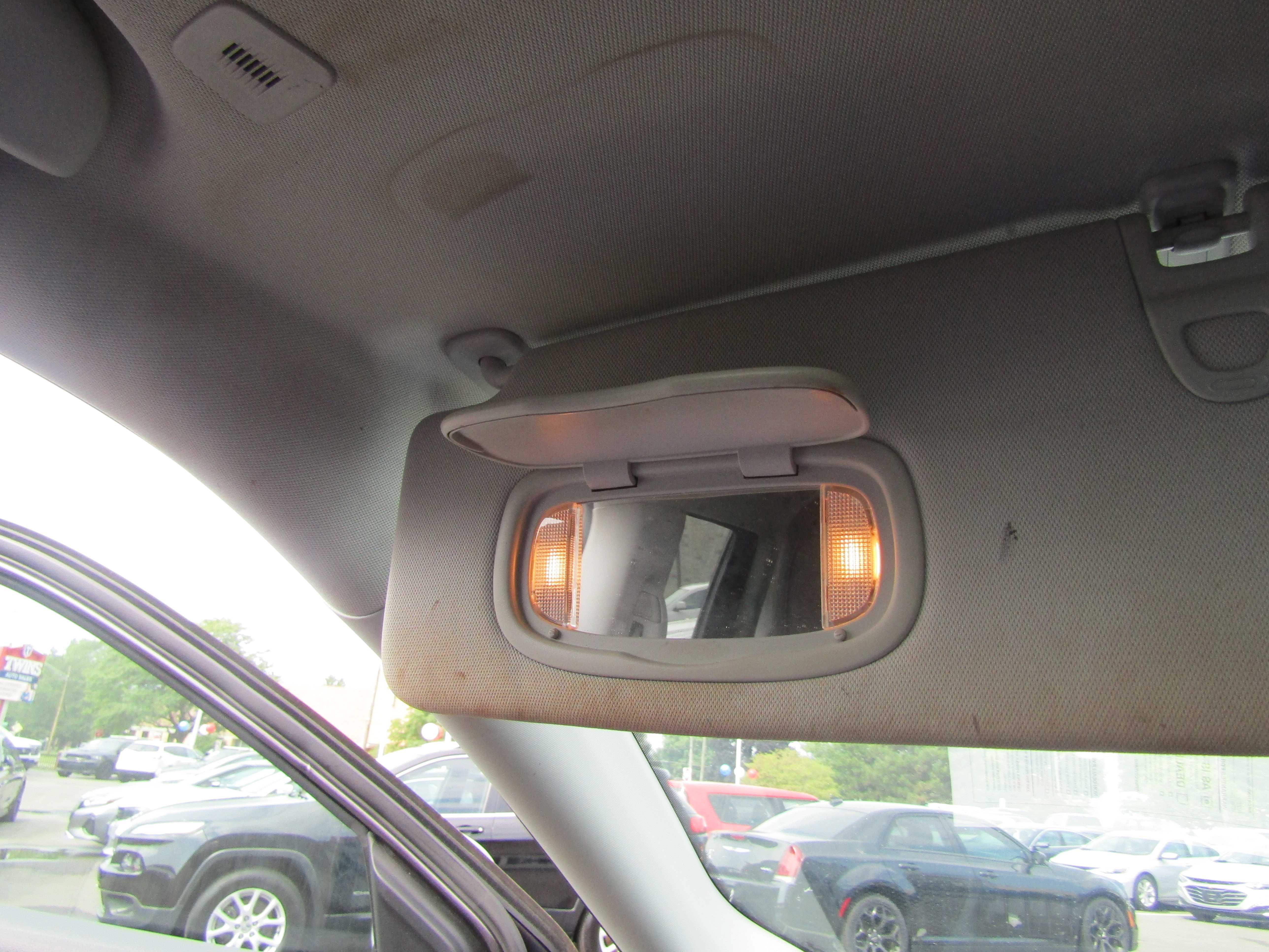 GRAY, 2019 JEEP COMPASS Thumnail Image 21