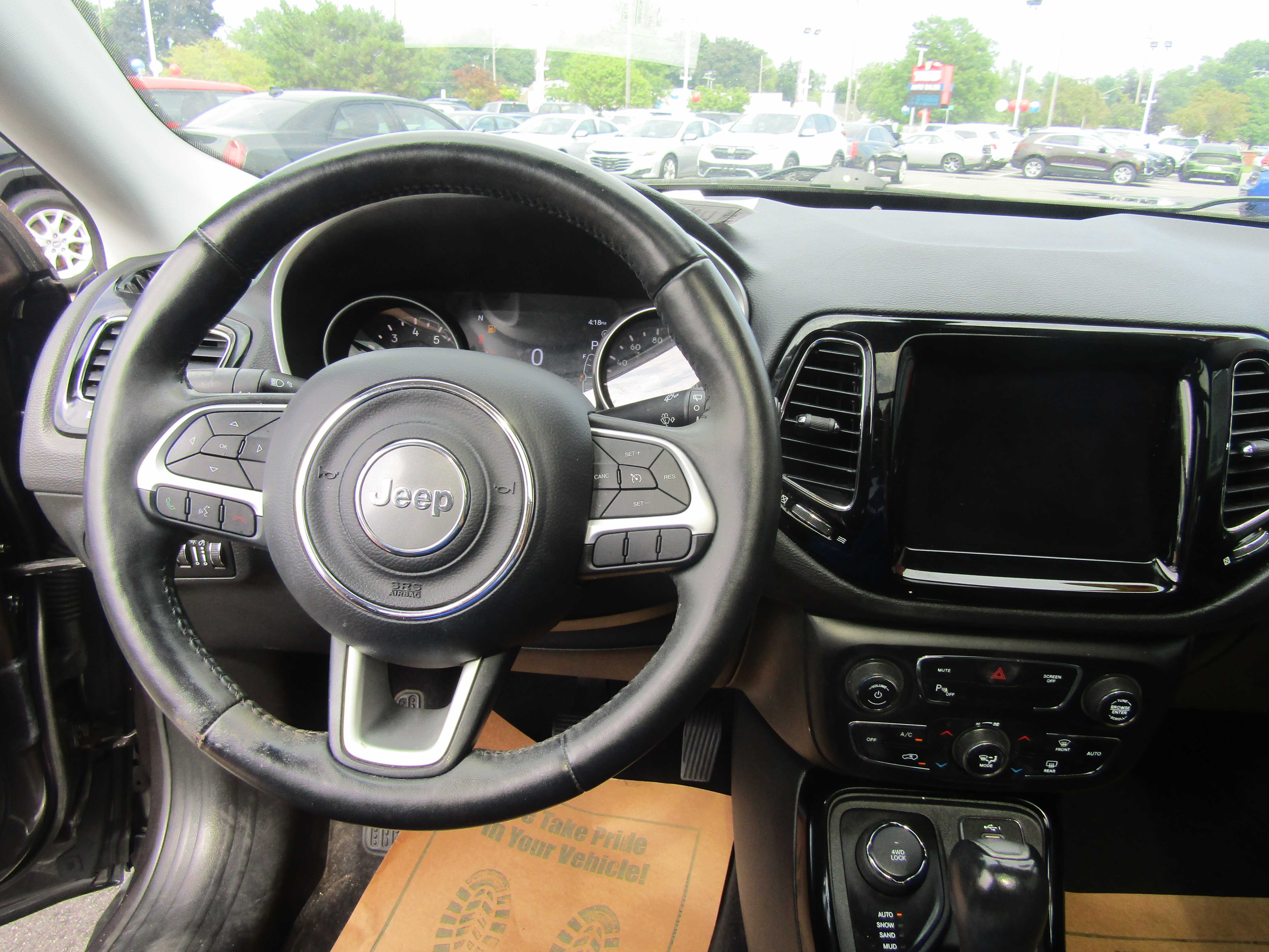 GRAY, 2019 JEEP COMPASS Thumnail Image 25