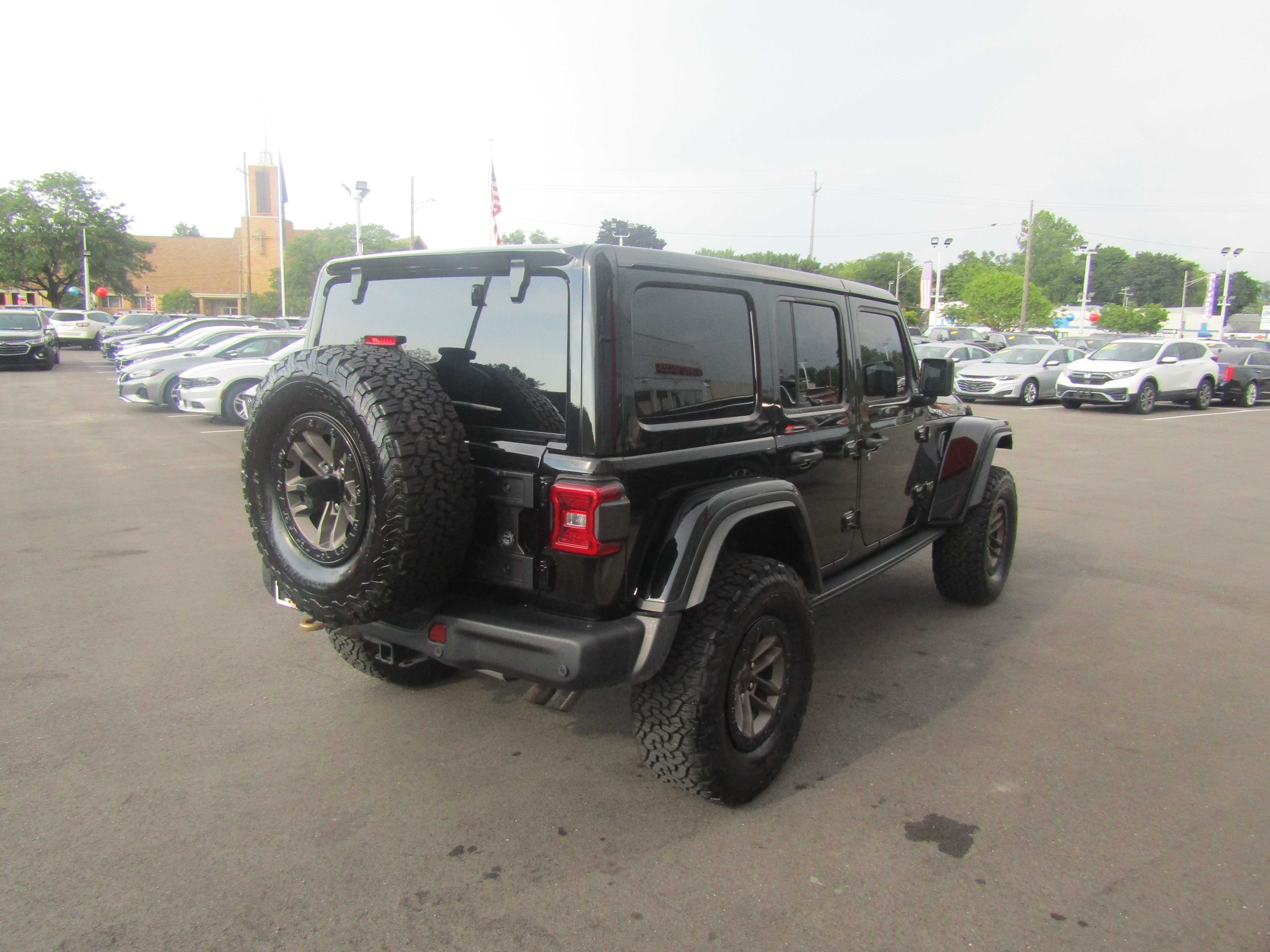 BLACK, 2024 JEEP WRANGLER 4 DOOR Thumnail Image 4