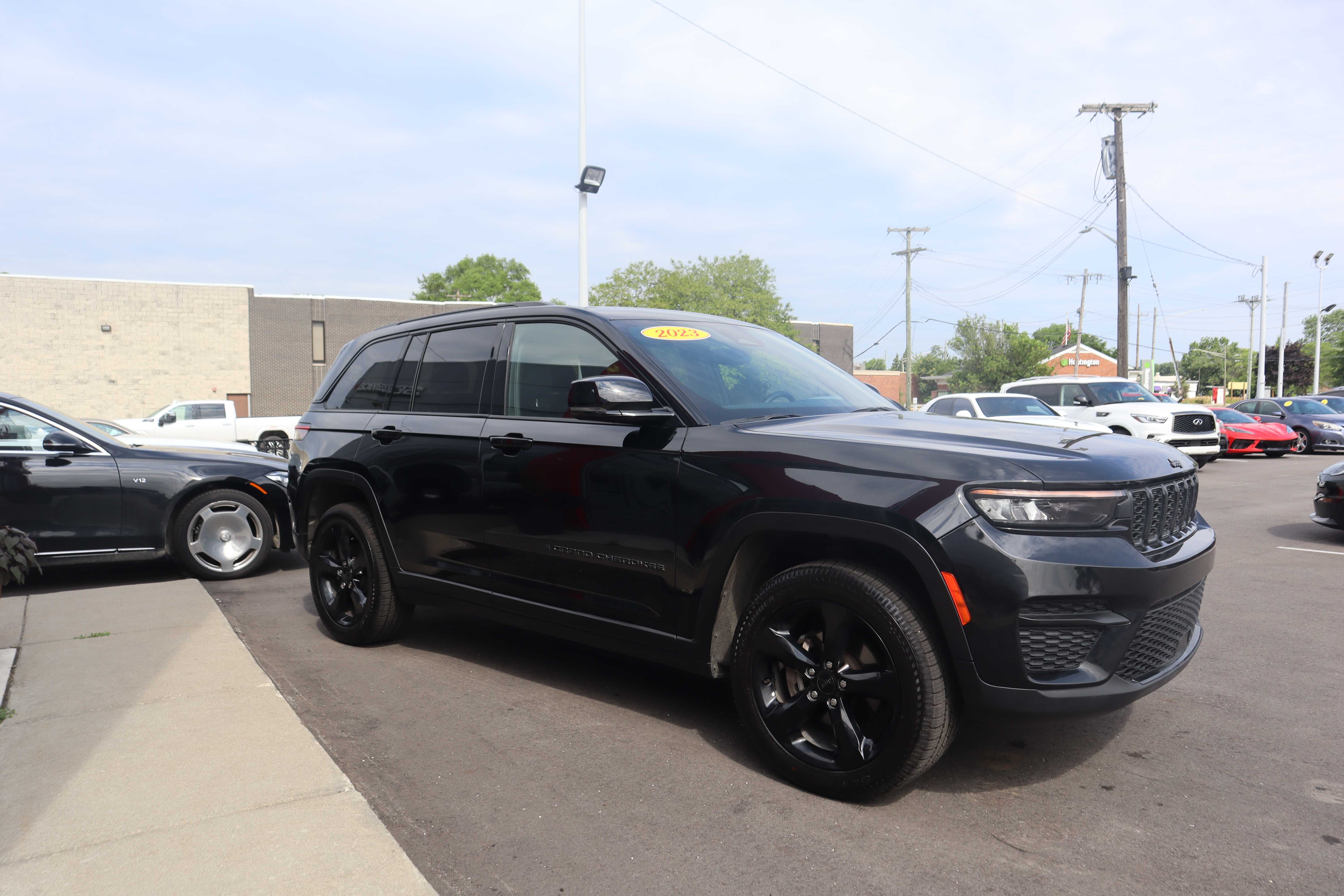 BLACK, 2023 JEEP GRAND CHEROKEE Thumnail Image 6