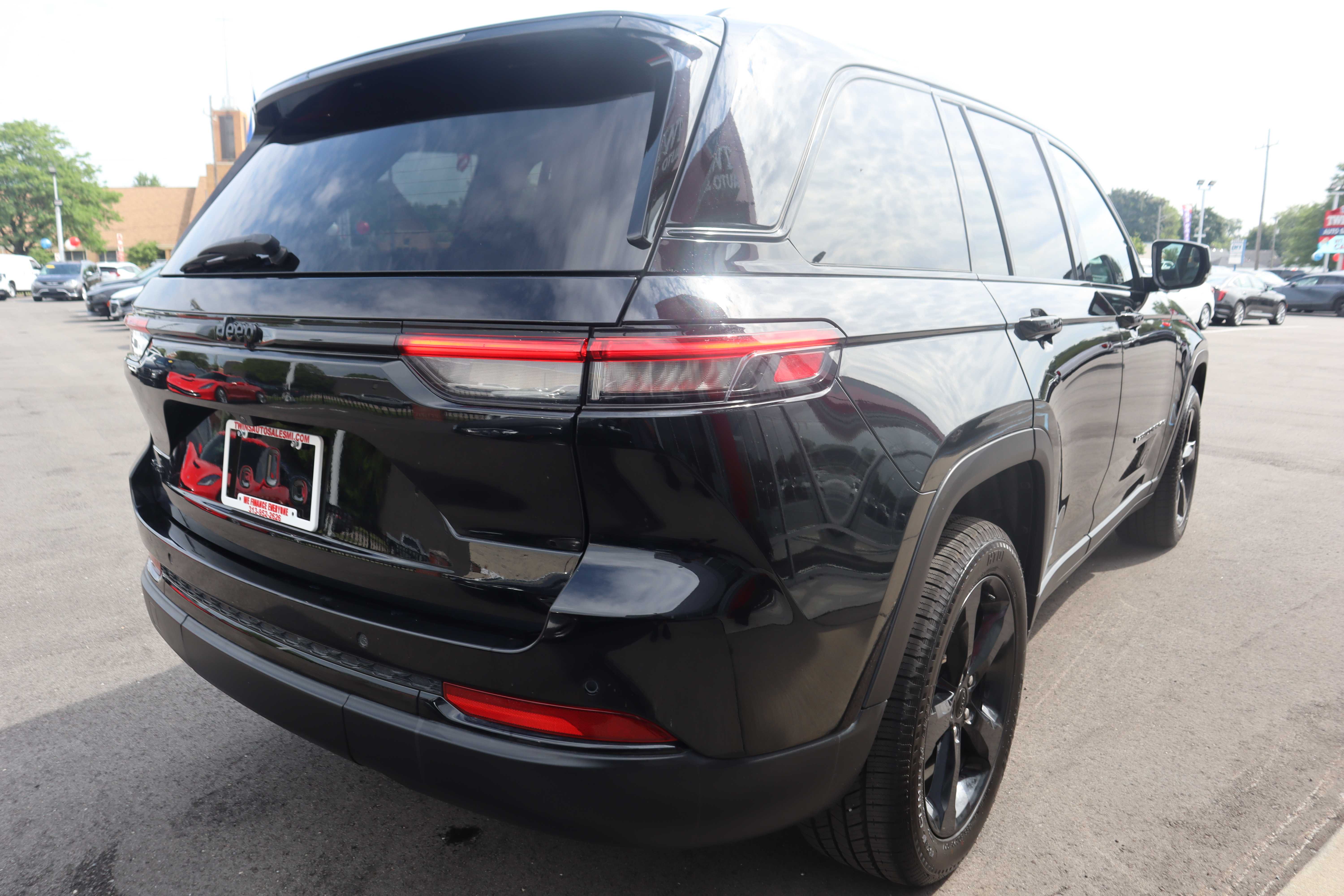 BLACK, 2023 JEEP GRAND CHEROKEE Thumnail Image 7