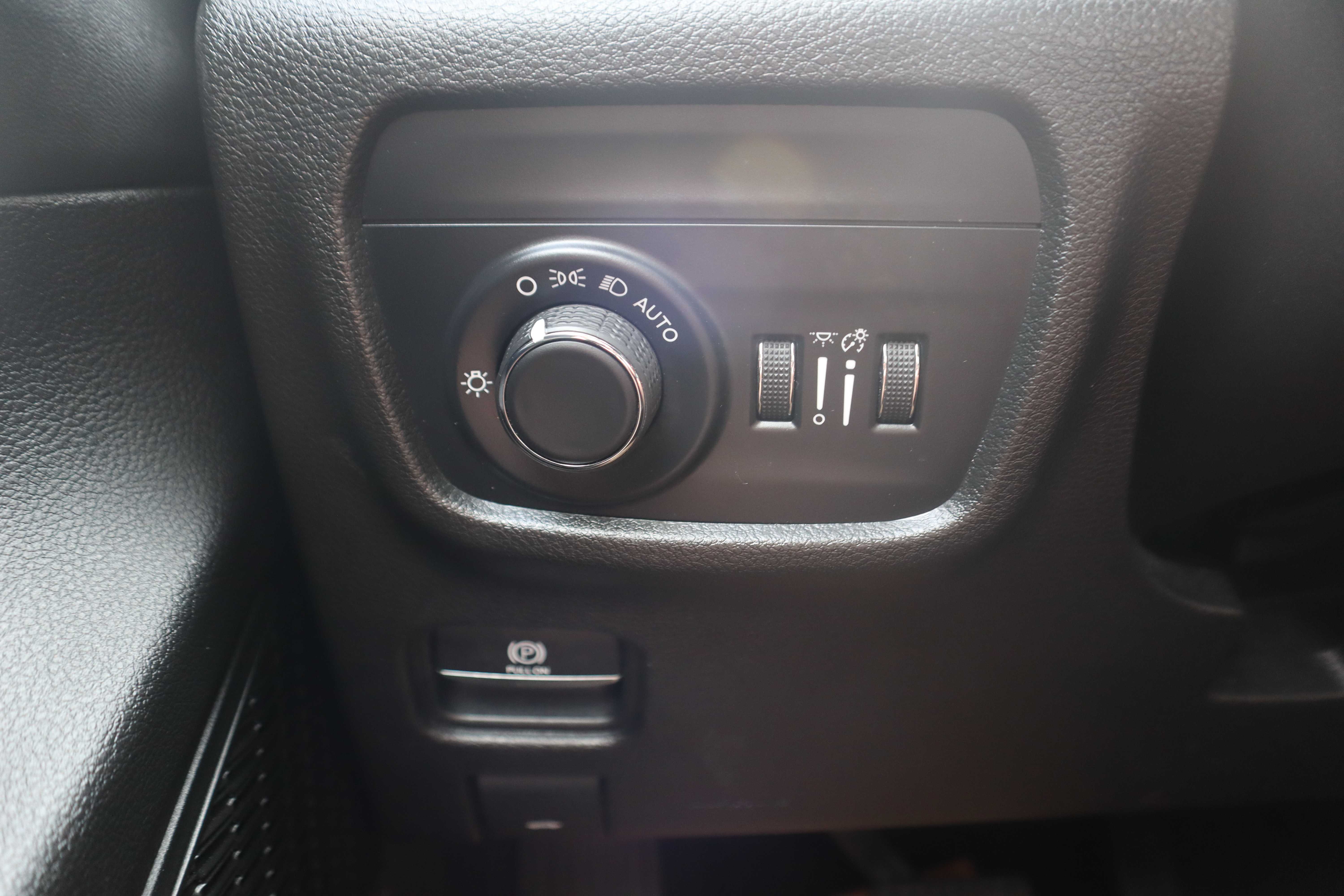 BLACK, 2023 JEEP GRAND CHEROKEE Thumnail Image 14