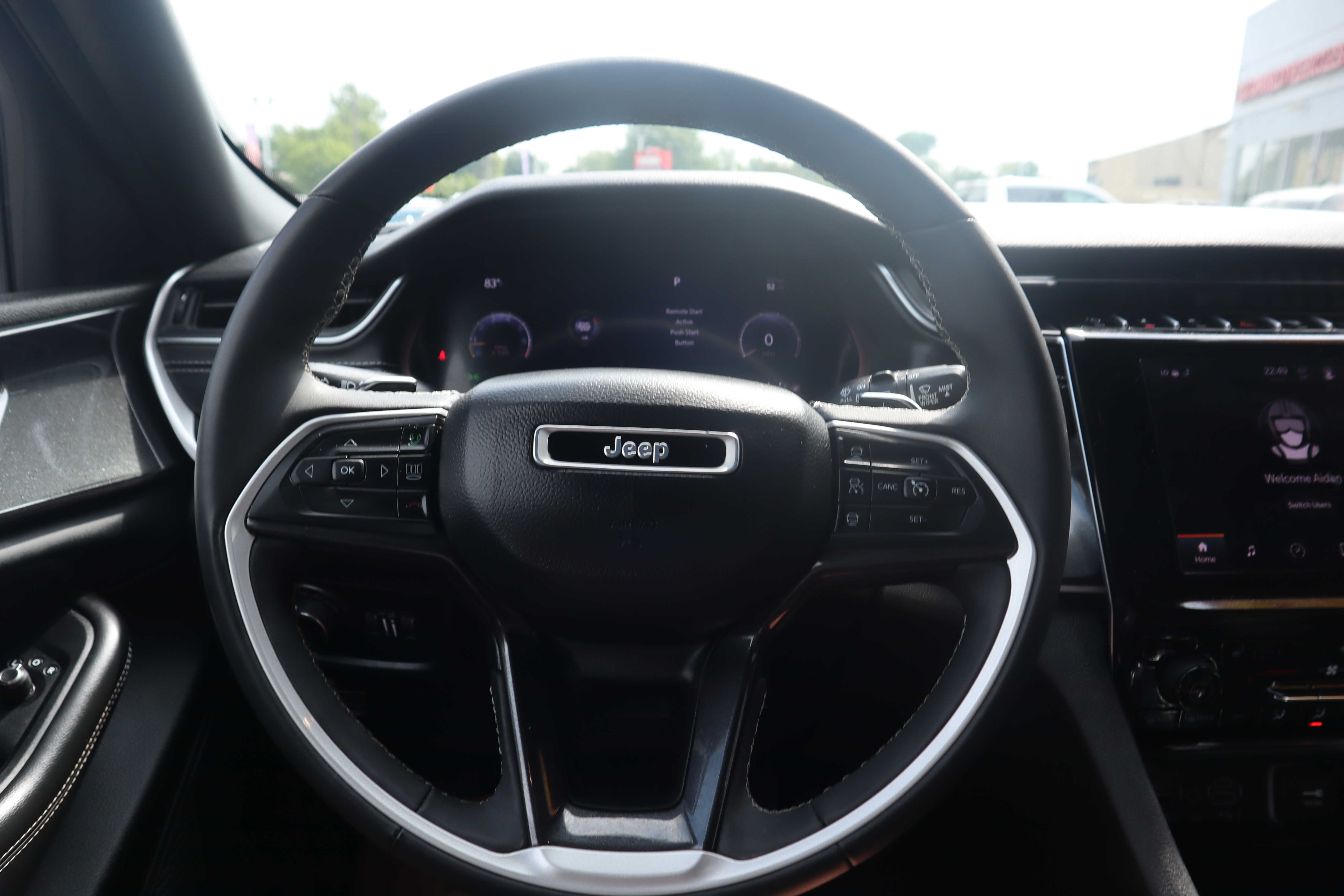 BLACK, 2023 JEEP GRAND CHEROKEE Thumnail Image 15