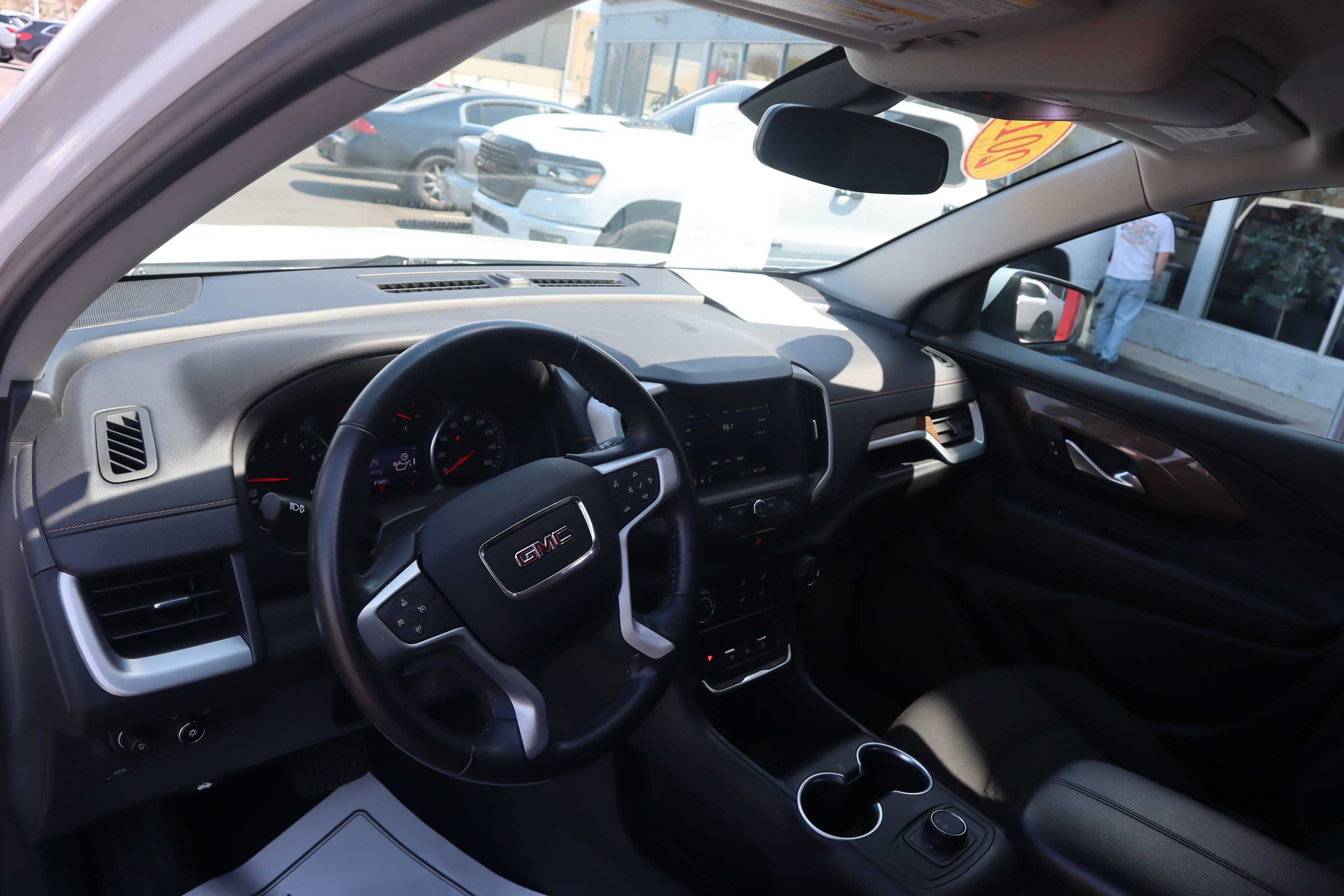 WHITE, 2019 GMC TERRAIN Thumnail Image 8