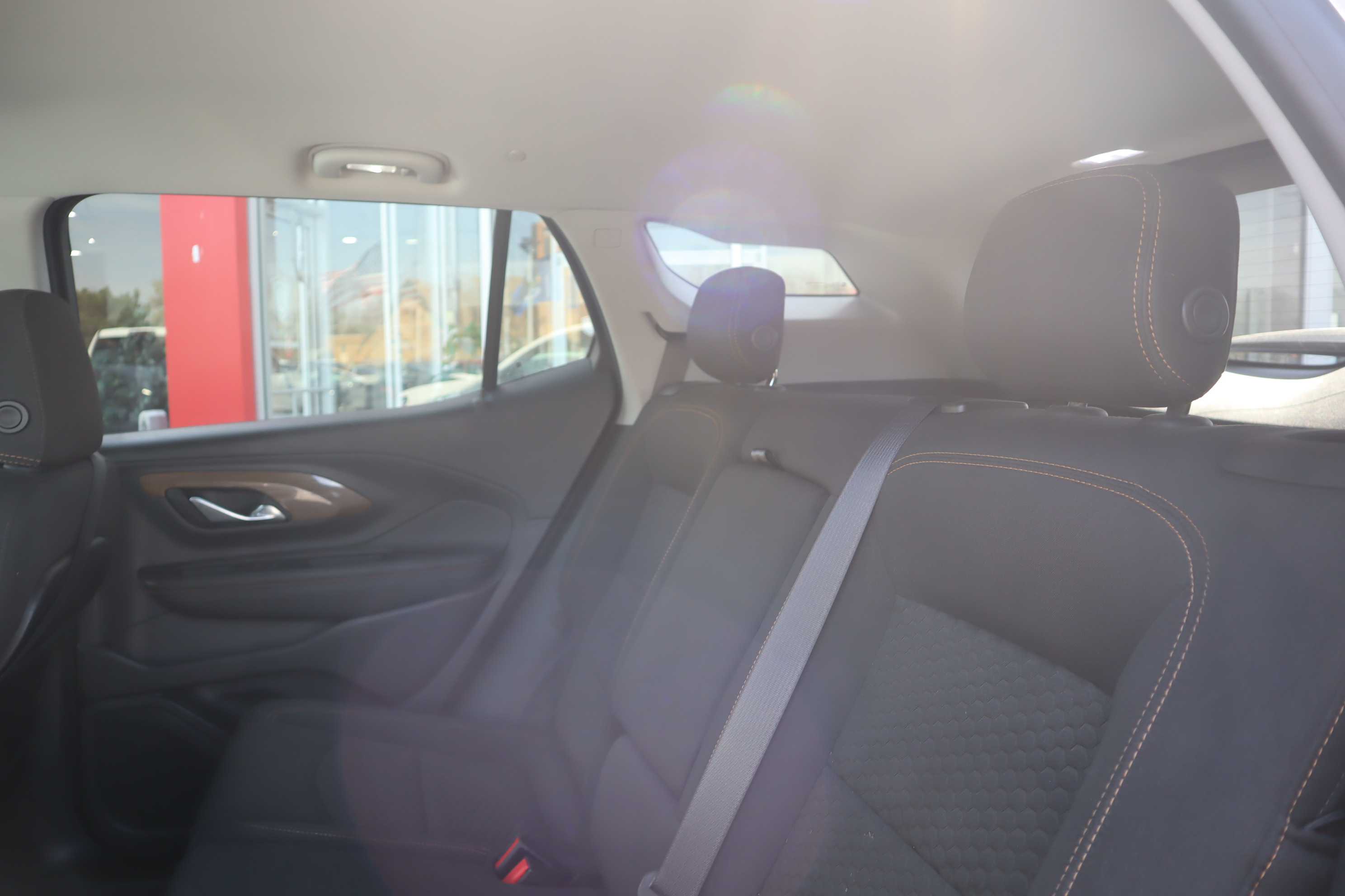 WHITE, 2019 GMC TERRAIN Thumnail Image 10