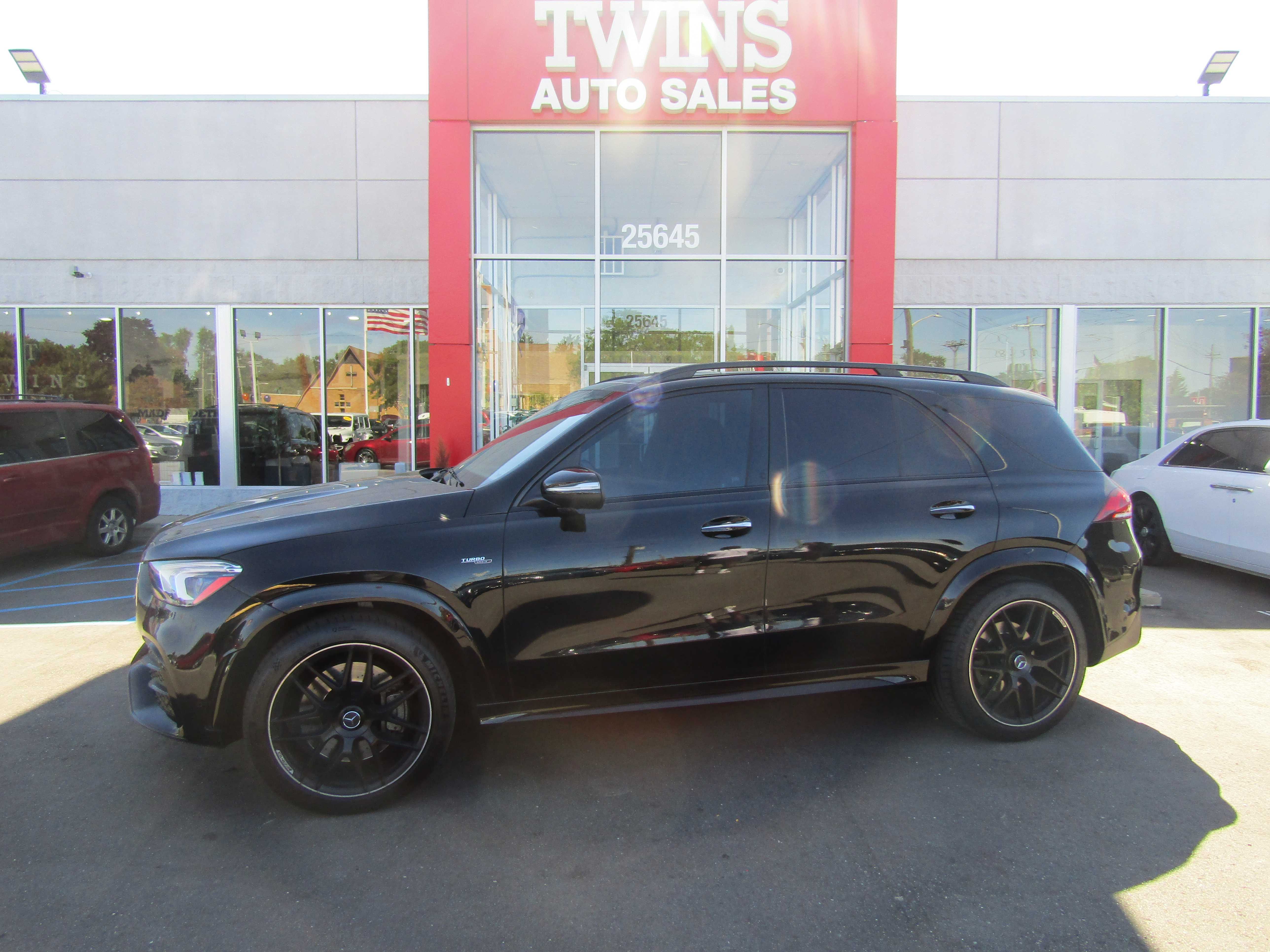 BLACK, 2022 MERCEDES-BENZ MERCEDES-AMG GLE Thumnail Image 2