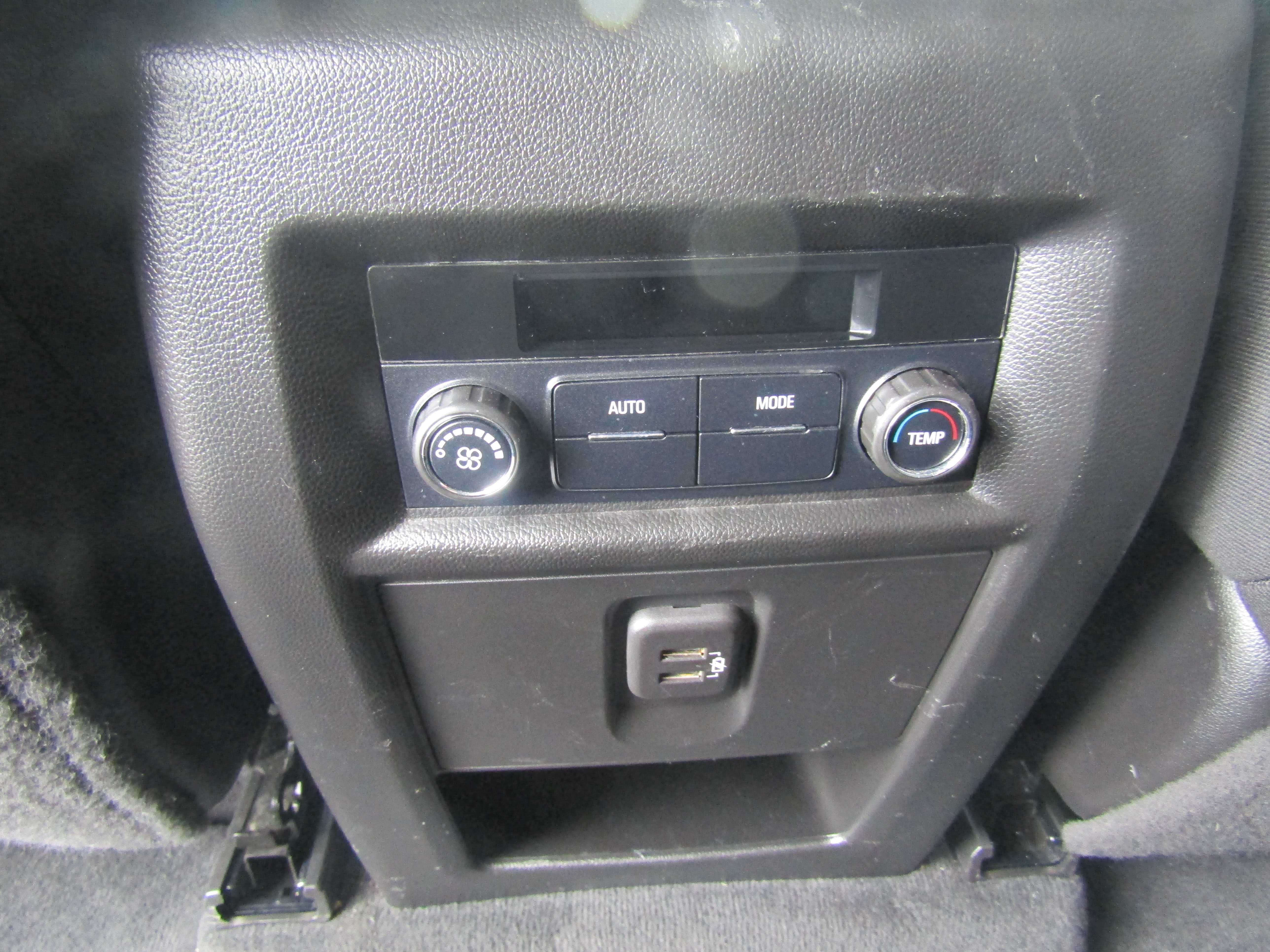 BLACK, 2021 CHEVROLET TRAVERSE Thumnail Image 10