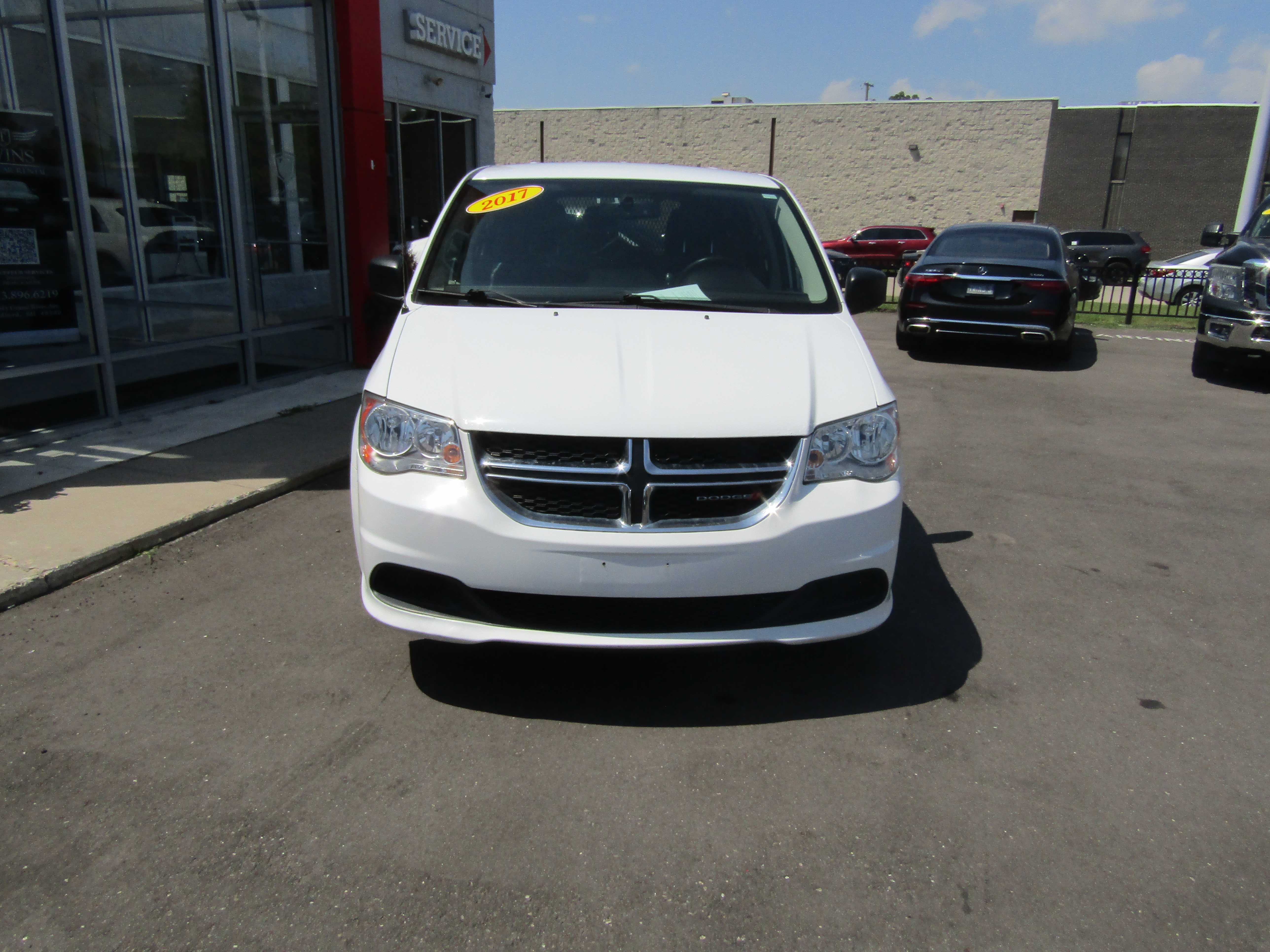 WHITE, 2017 DODGE GRAND CARAVAN PASSENGER Thumnail Image 6