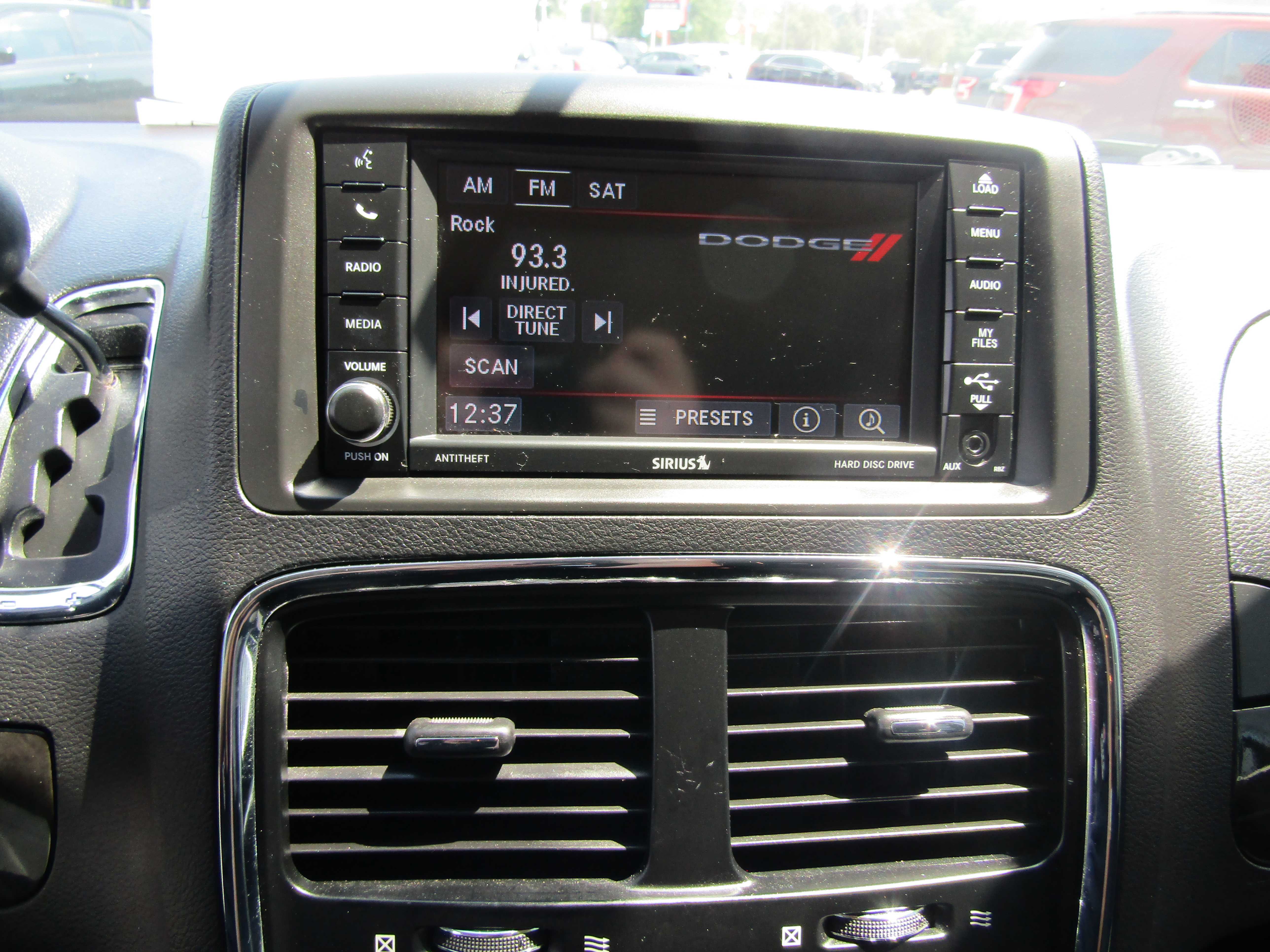 WHITE, 2017 DODGE GRAND CARAVAN PASSENGER Thumnail Image 13