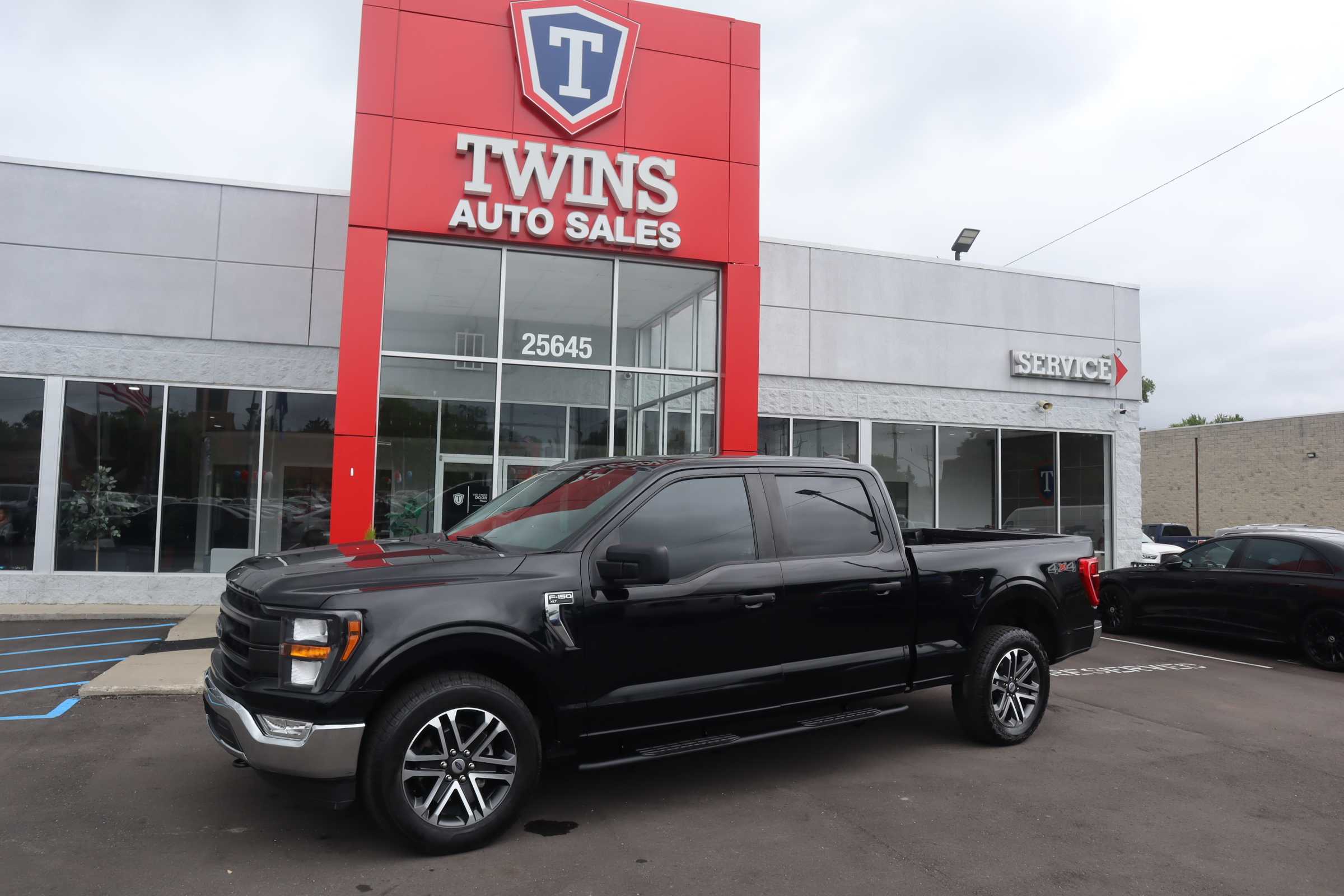BLACK, 2023 FORD F150 SUPERCREW CAB Thumnail Image 1
