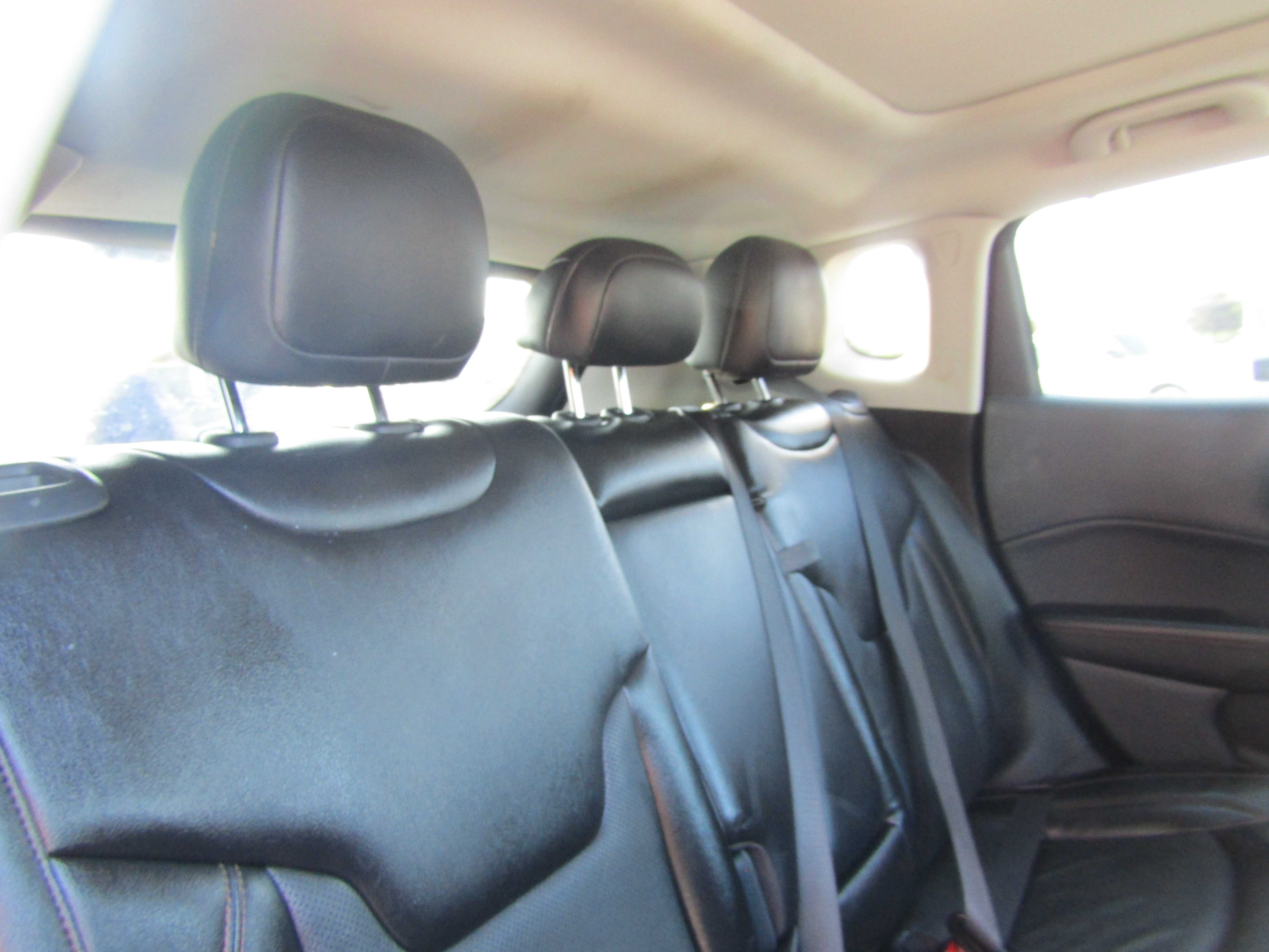 BLACK, 2021 JEEP COMPASS Thumnail Image 17