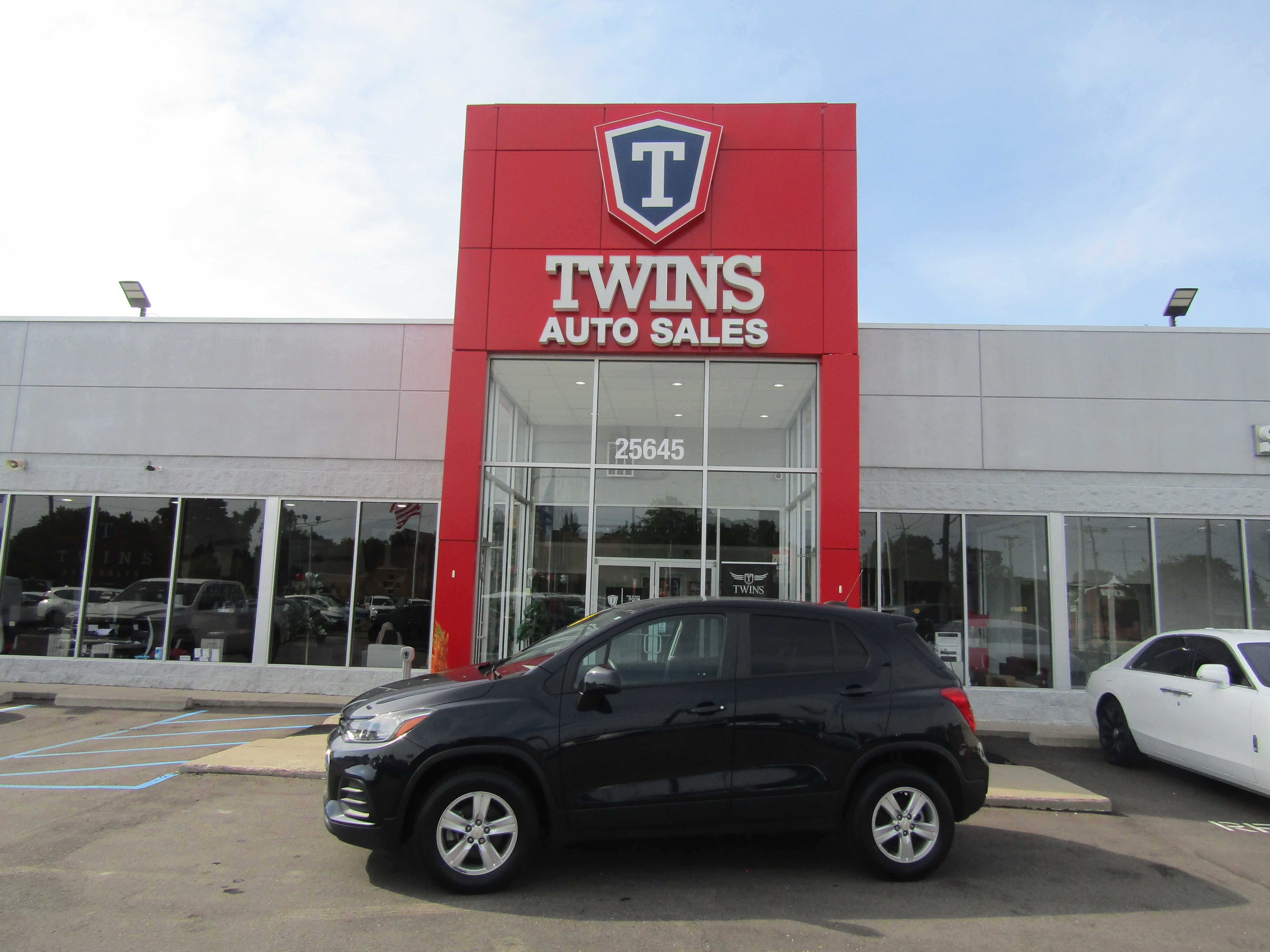 BLUE, 2021 CHEVROLET TRAX Thumnail Image 1