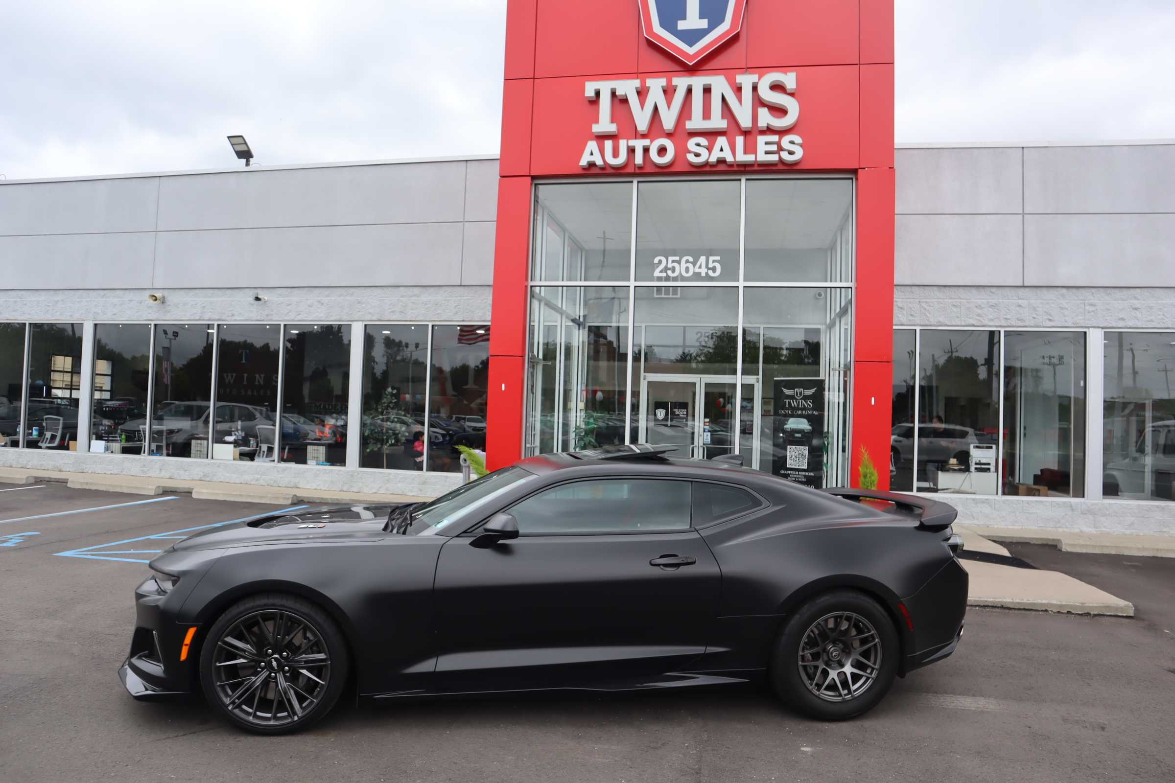 SILVER, 2018 CHEVROLET CAMARO Thumnail Image 2