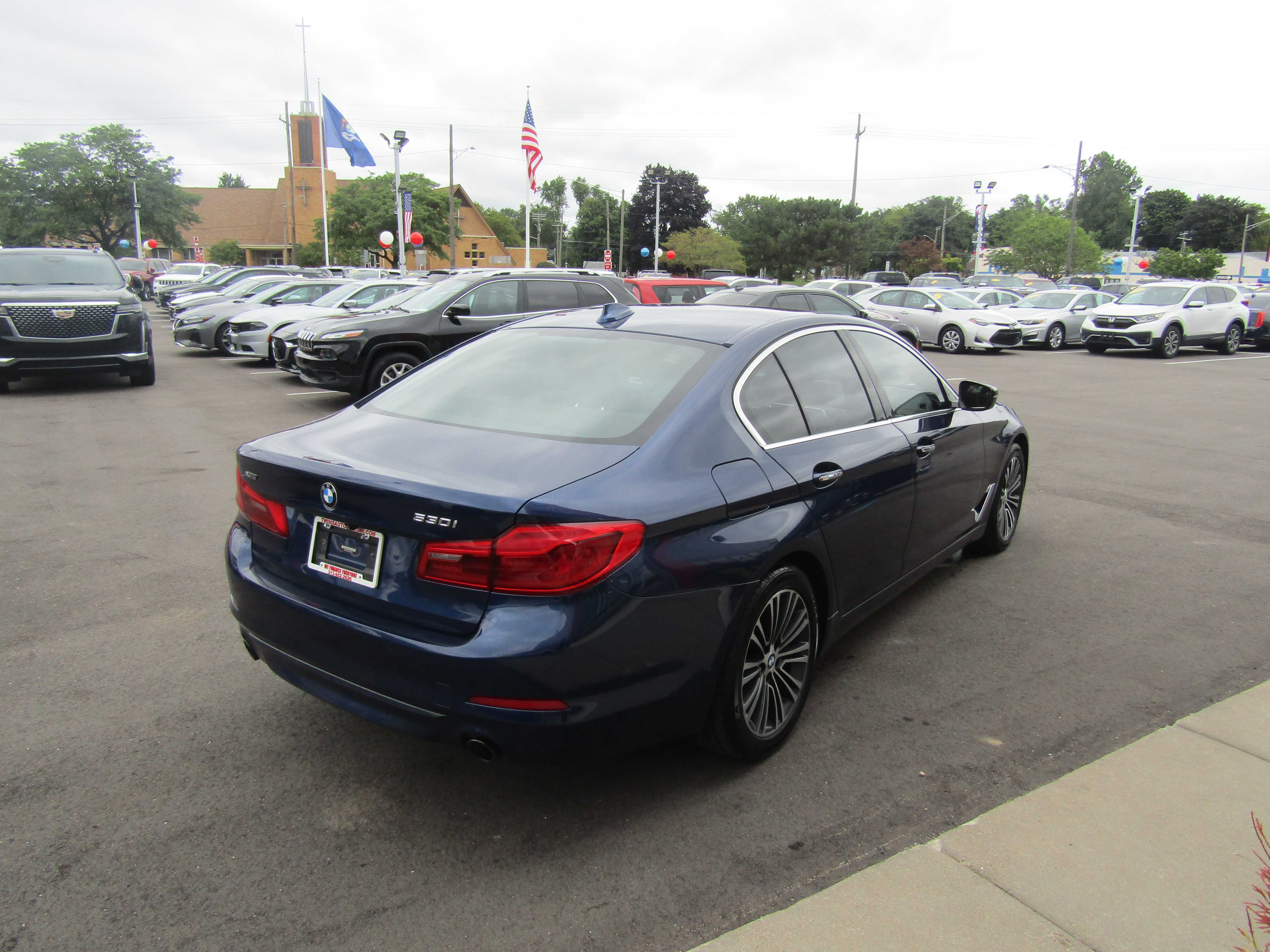 BLUE, 2018 BMW 5 SERIES Thumnail Image 4