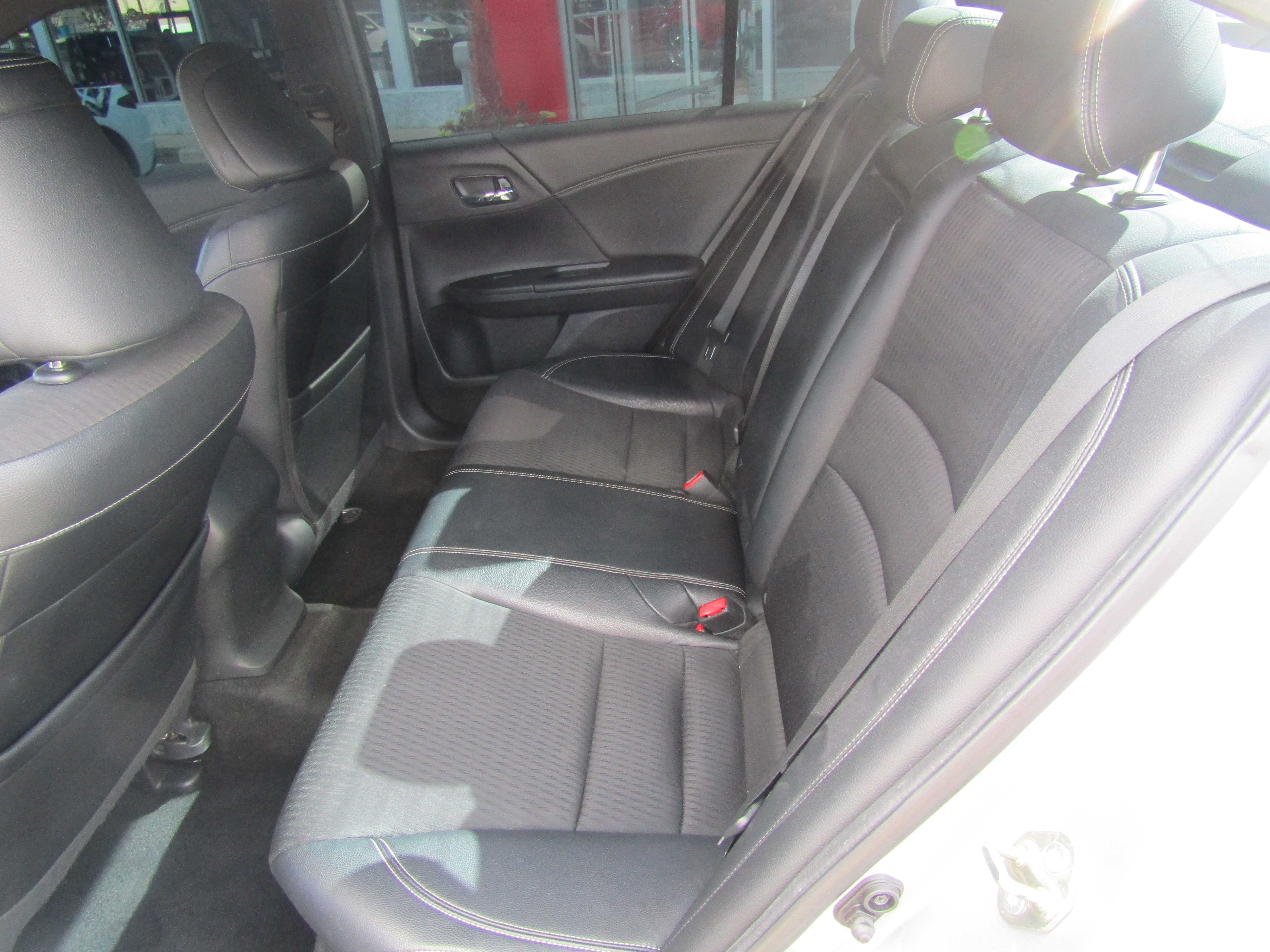 SILVER, 2016 HONDA ACCORD Thumnail Image 11