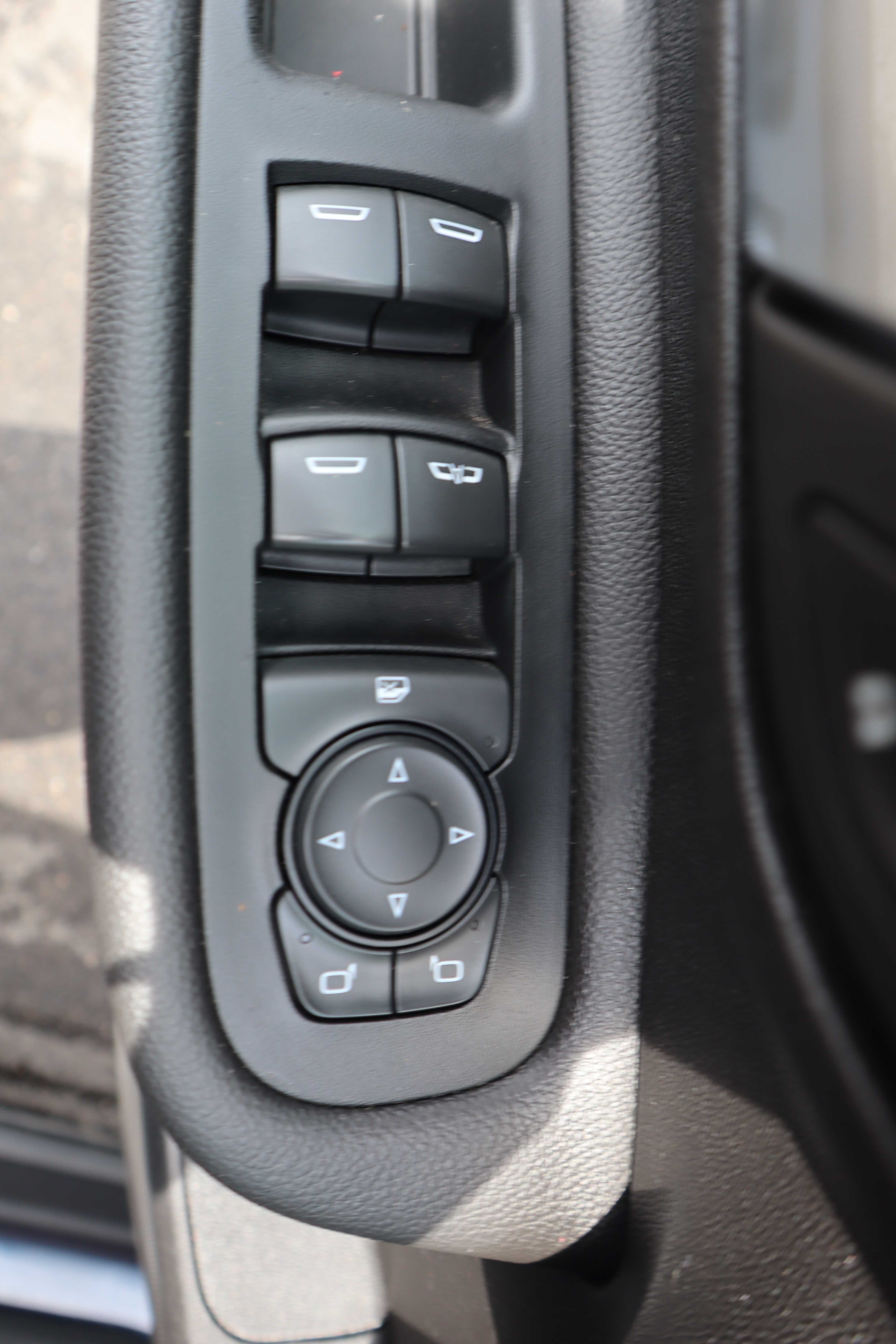BLUE, 2018 GMC TERRAIN Thumnail Image 7