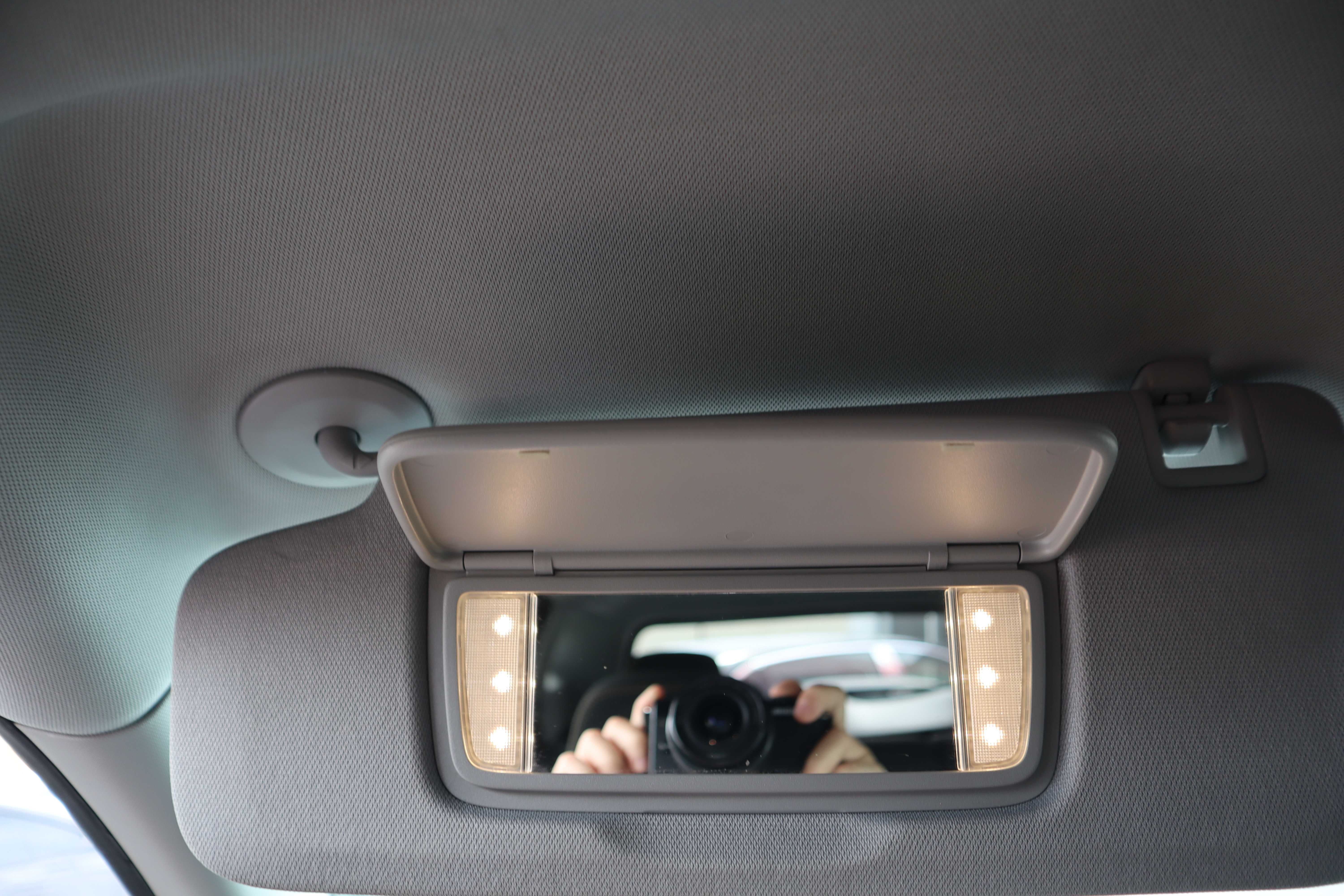 BLUE, 2018 GMC TERRAIN Thumnail Image 19