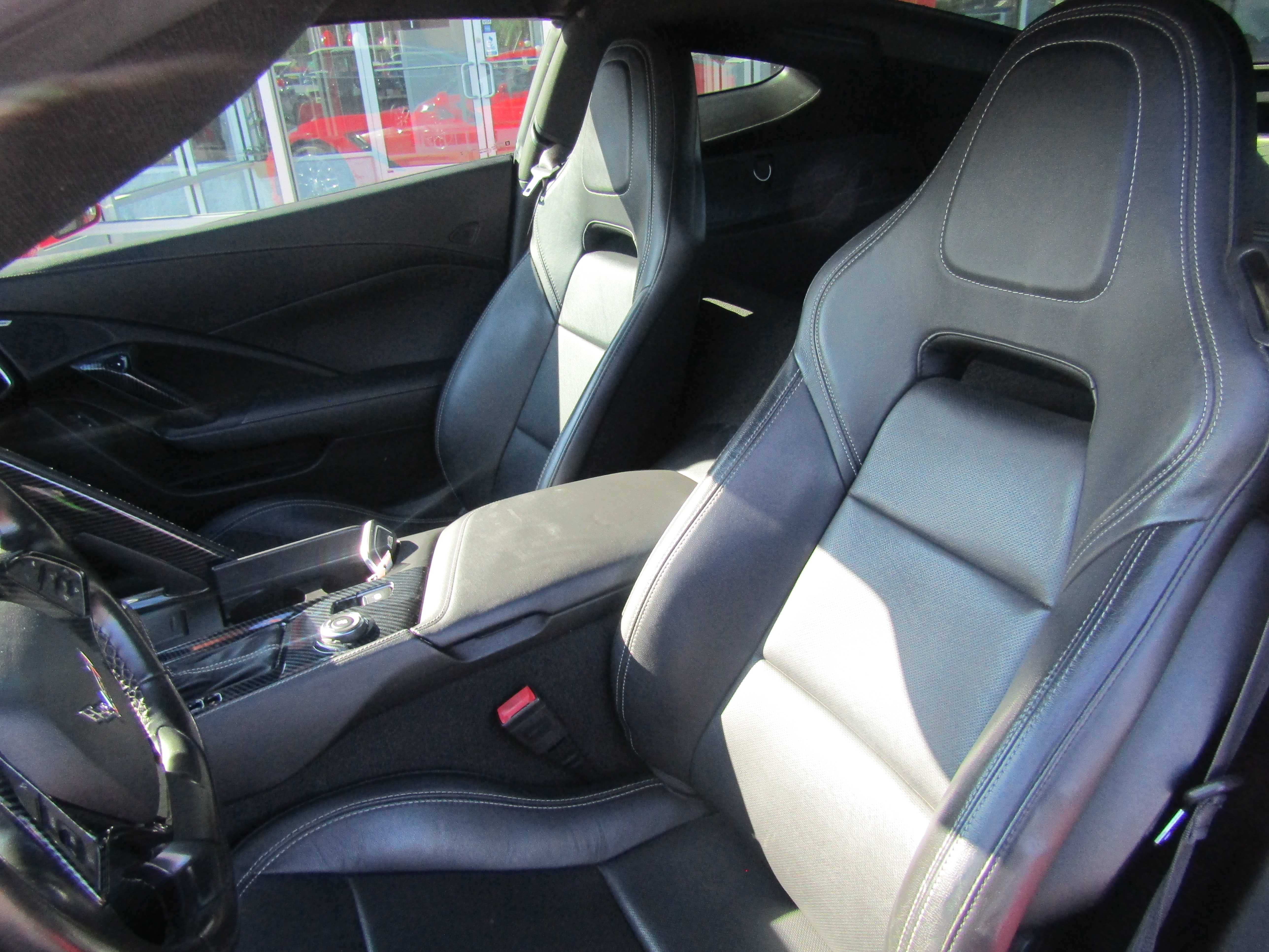 RED, 2017 CHEVROLET CORVETTE Thumnail Image 8