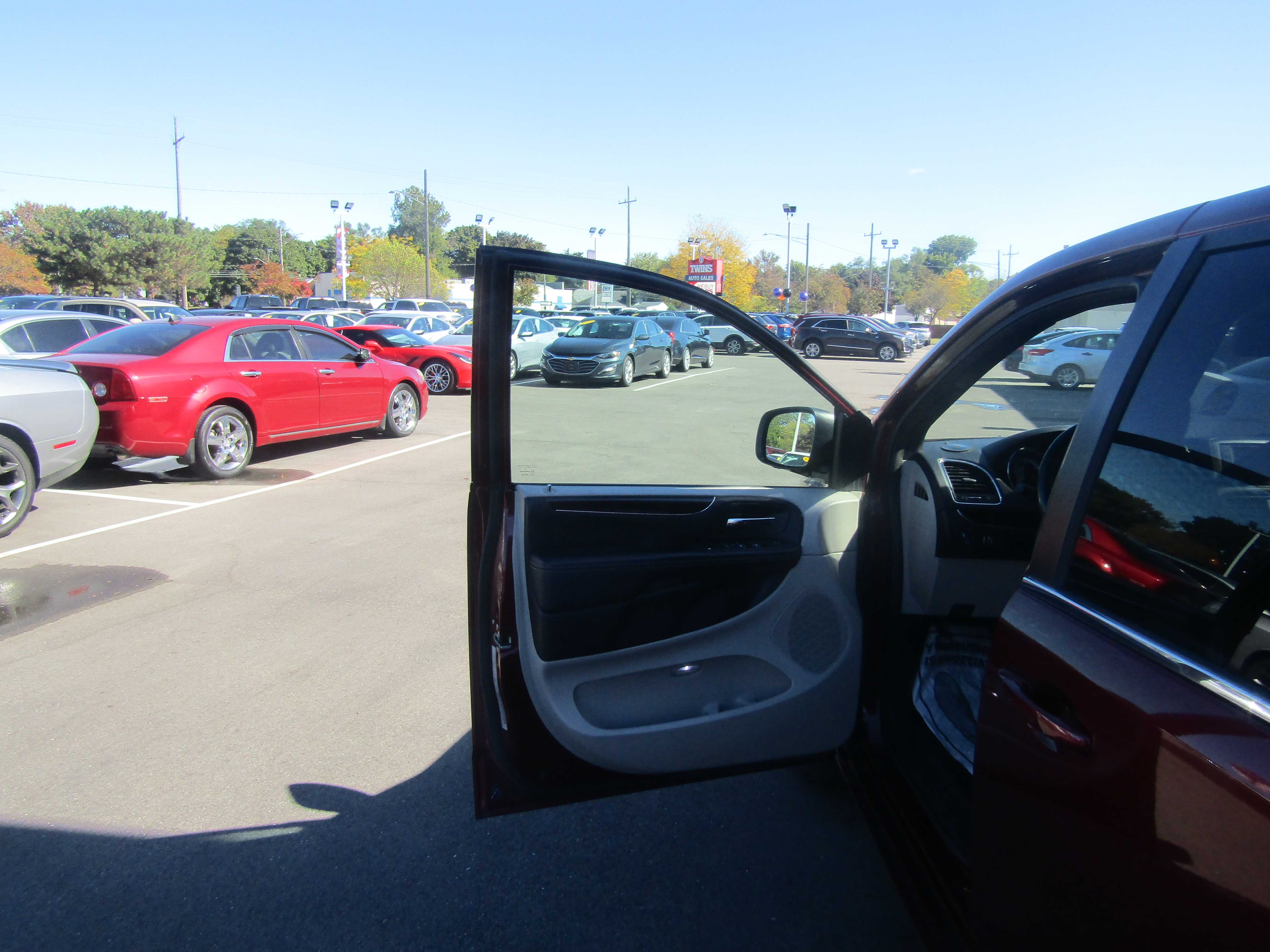RED, 2018 DODGE GRAND CARAVAN PASSENGER Thumnail Image 7
