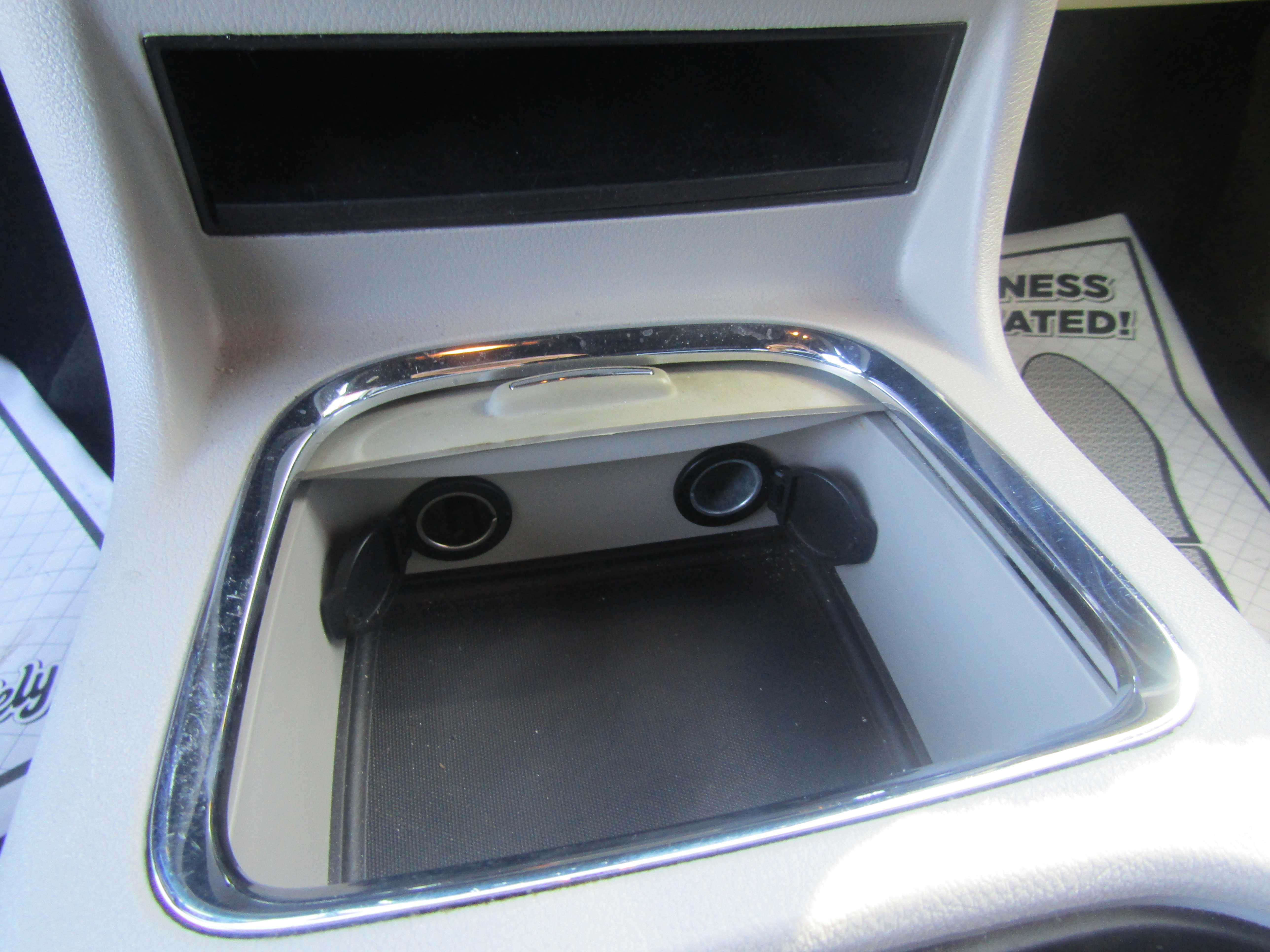 RED, 2018 DODGE GRAND CARAVAN PASSENGER Thumnail Image 15
