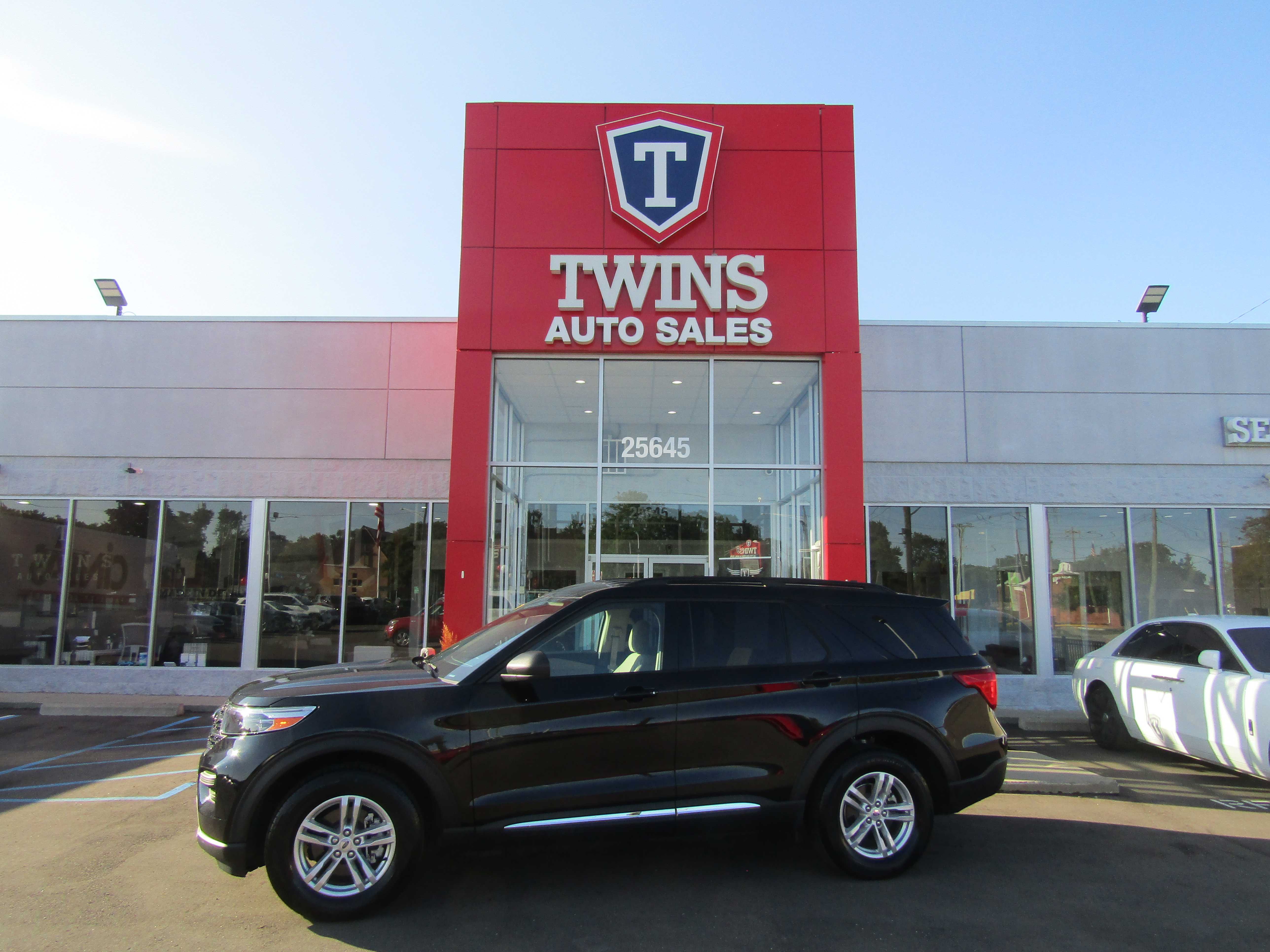 BLACK, 2023 FORD EXPLORER Thumnail Image 1