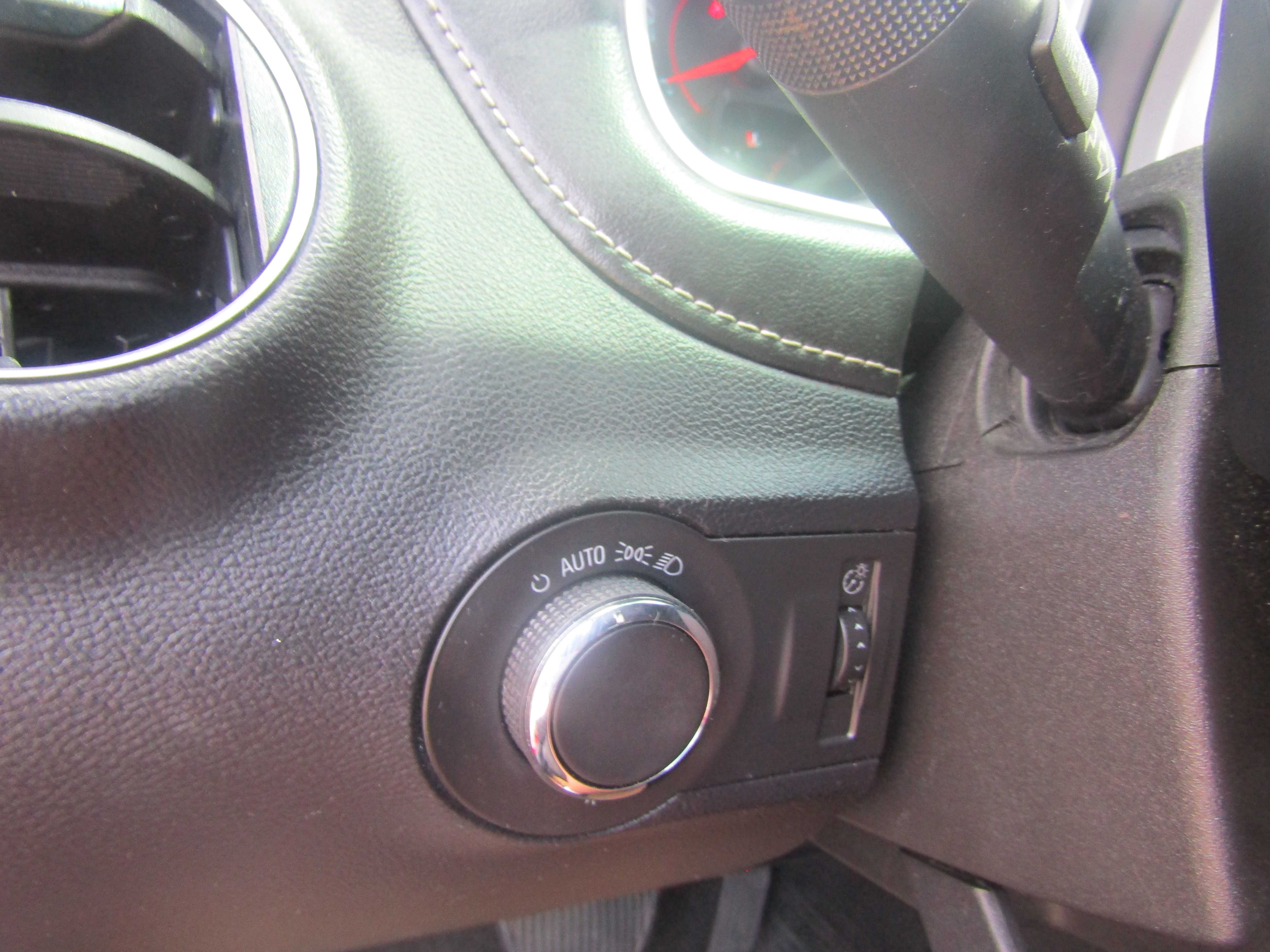 RED, 2015 CHEVROLET CAMARO Thumnail Image 12