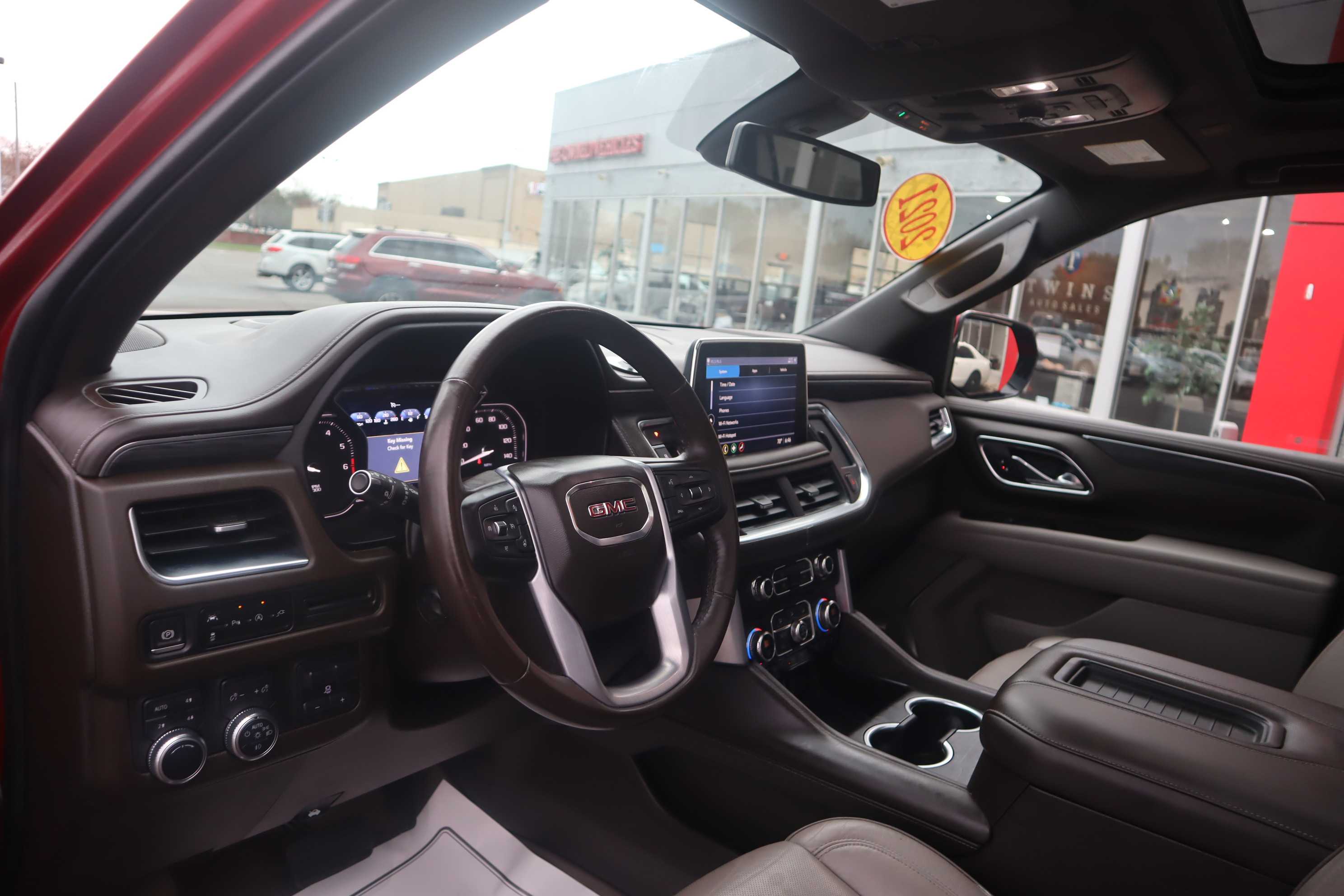 RED, 2021 GMC YUKON Thumnail Image 8