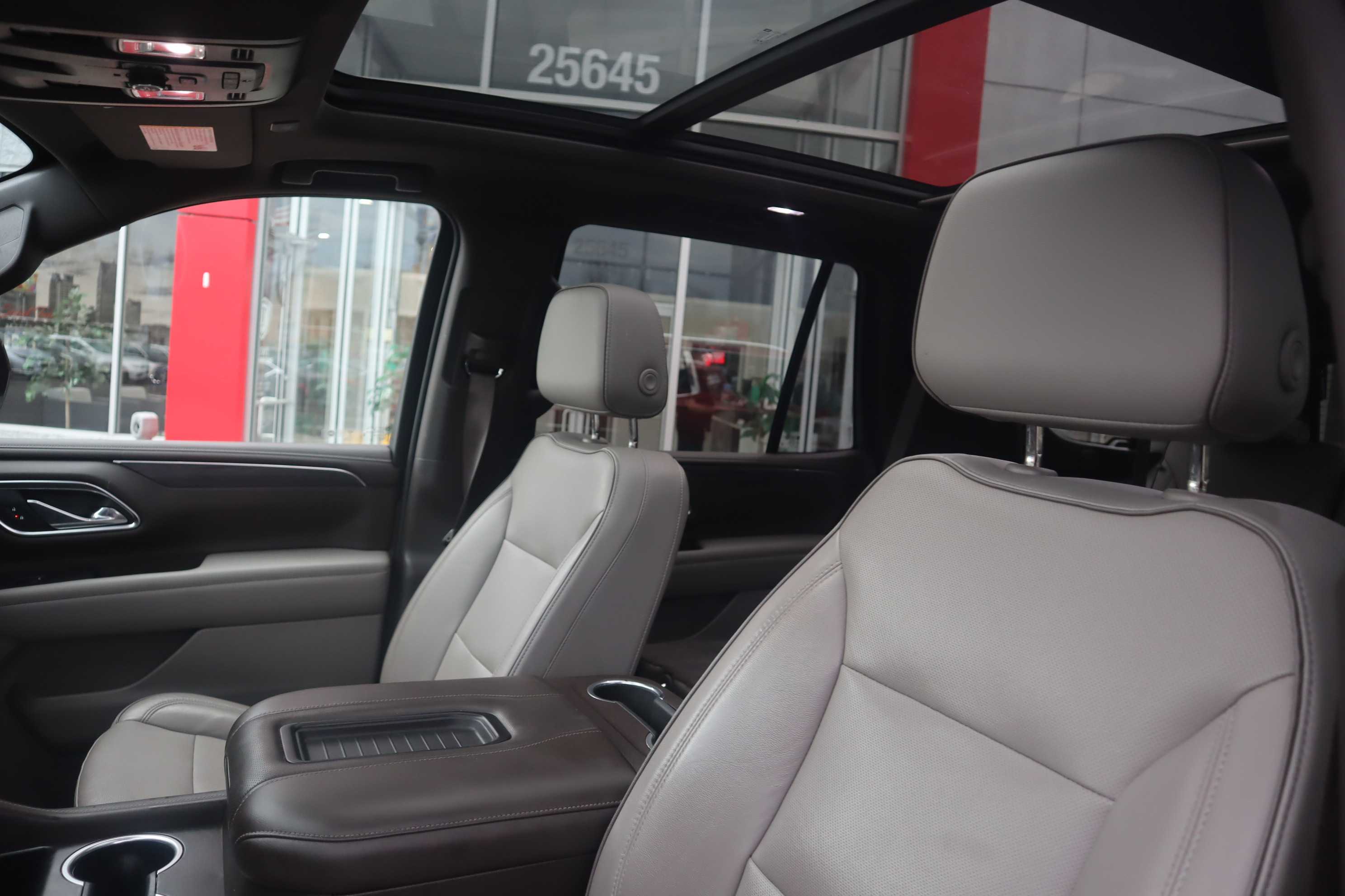 RED, 2021 GMC YUKON Thumnail Image 9