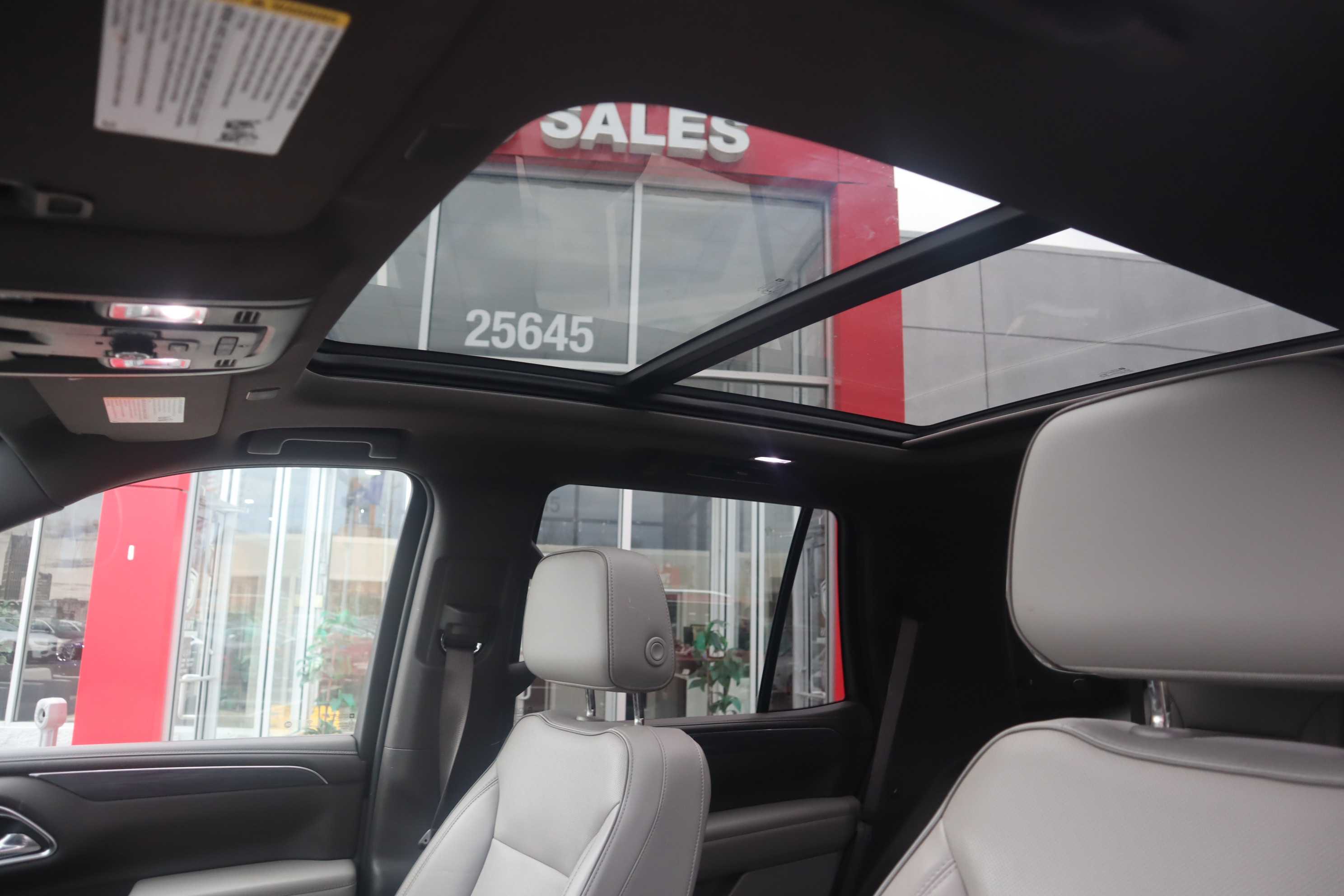 RED, 2021 GMC YUKON Thumnail Image 10