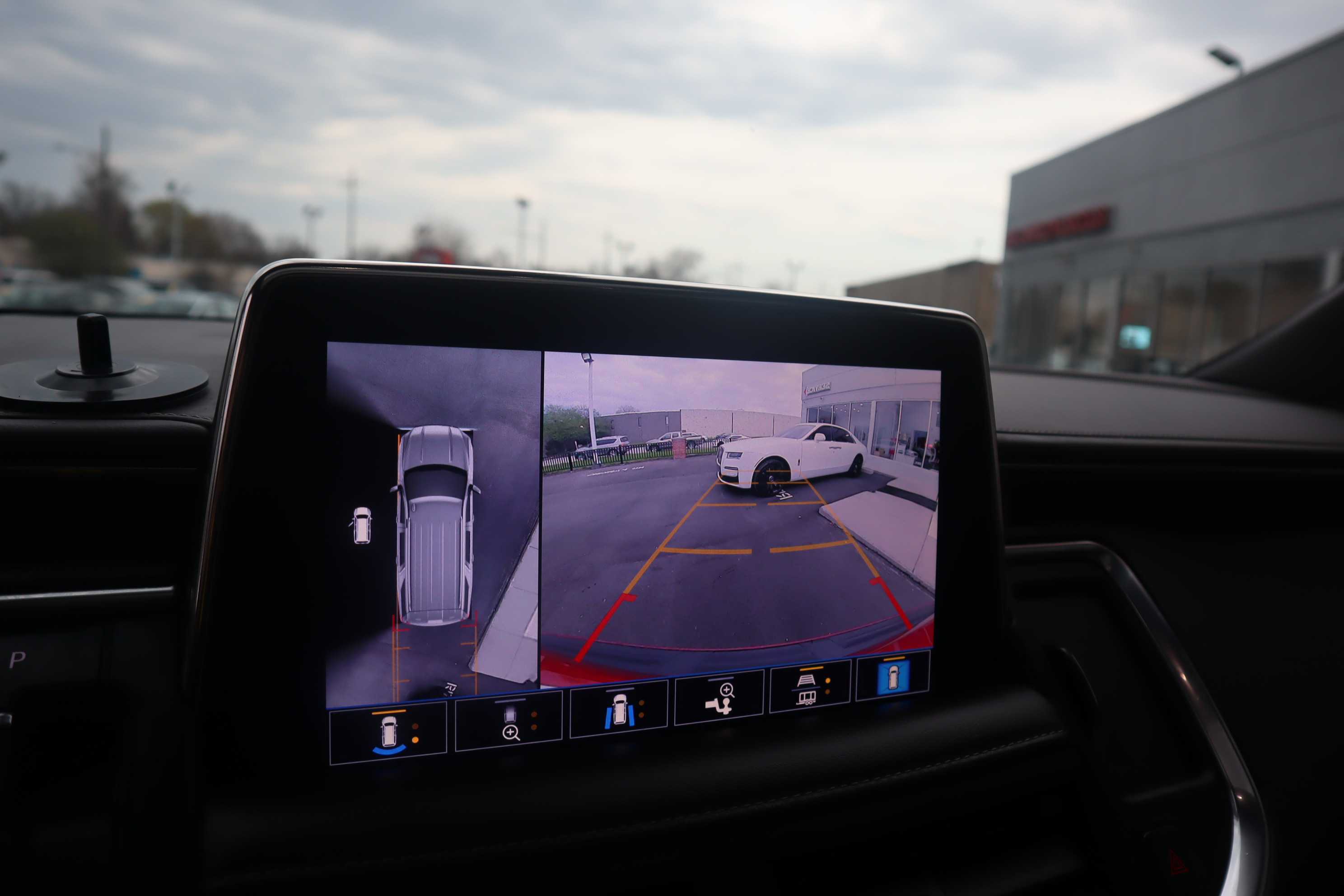 RED, 2021 GMC YUKON Thumnail Image 17
