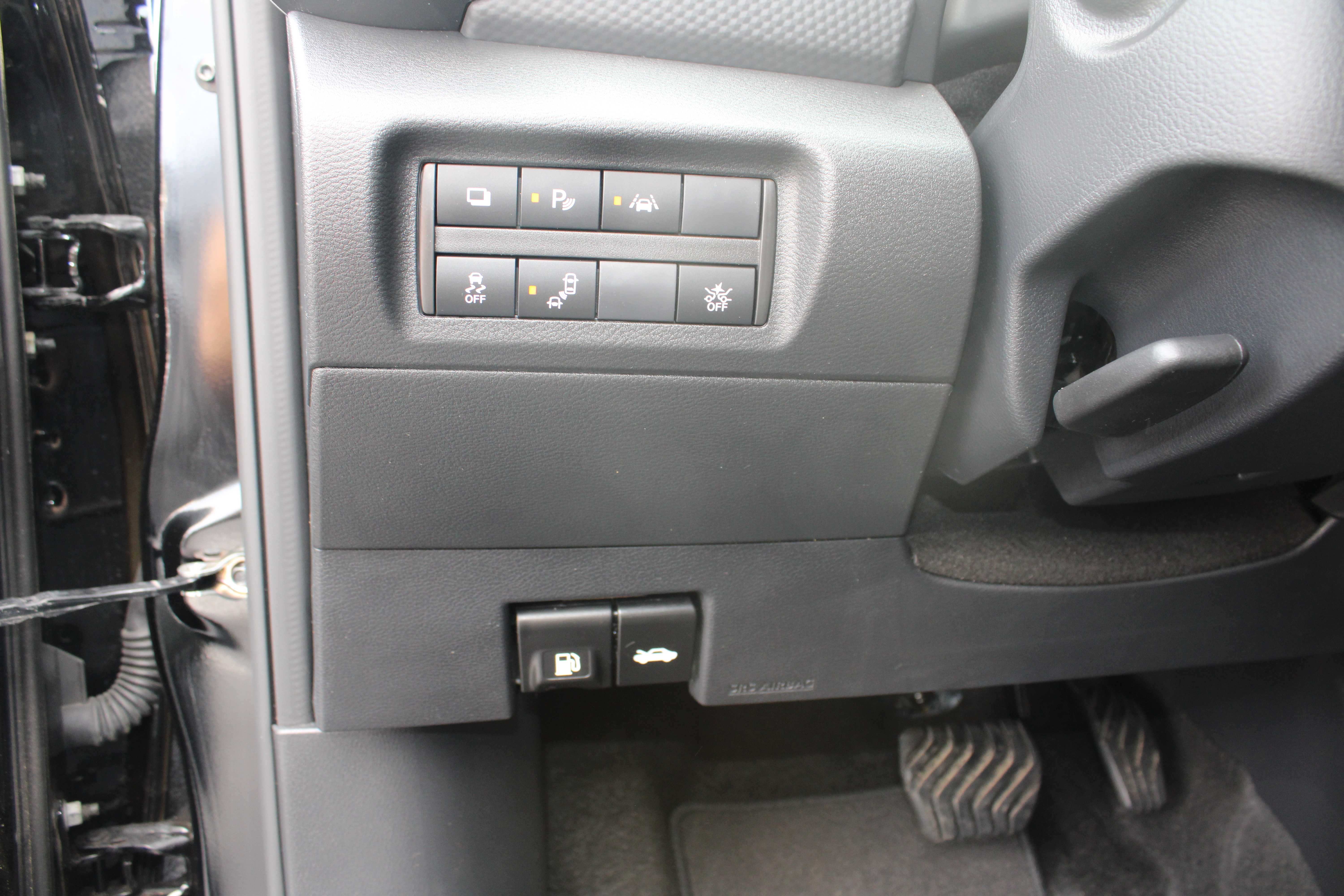 BLACK, 2024 NISSAN KICKS Thumnail Image 11