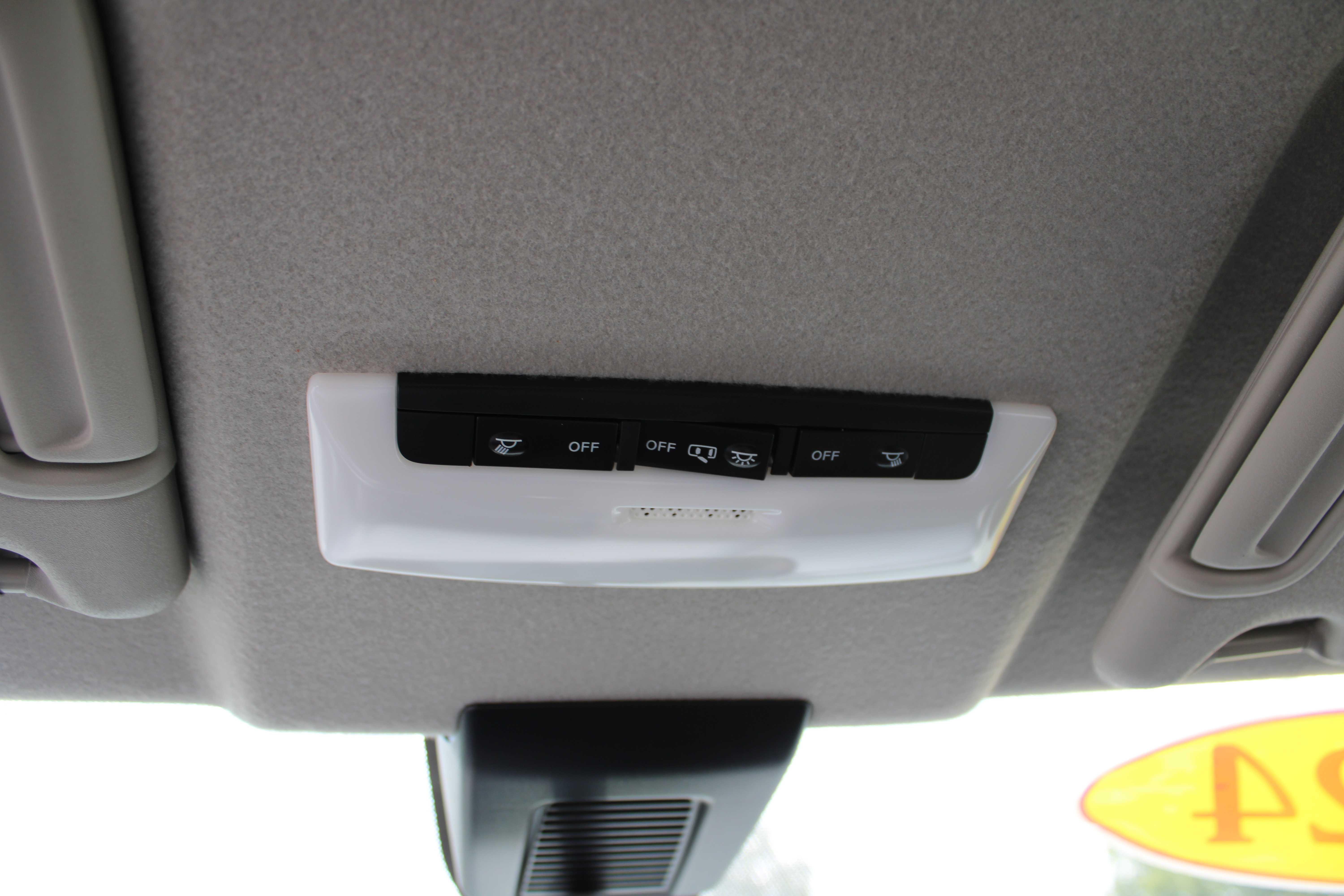 BLACK, 2024 NISSAN KICKS Thumnail Image 16