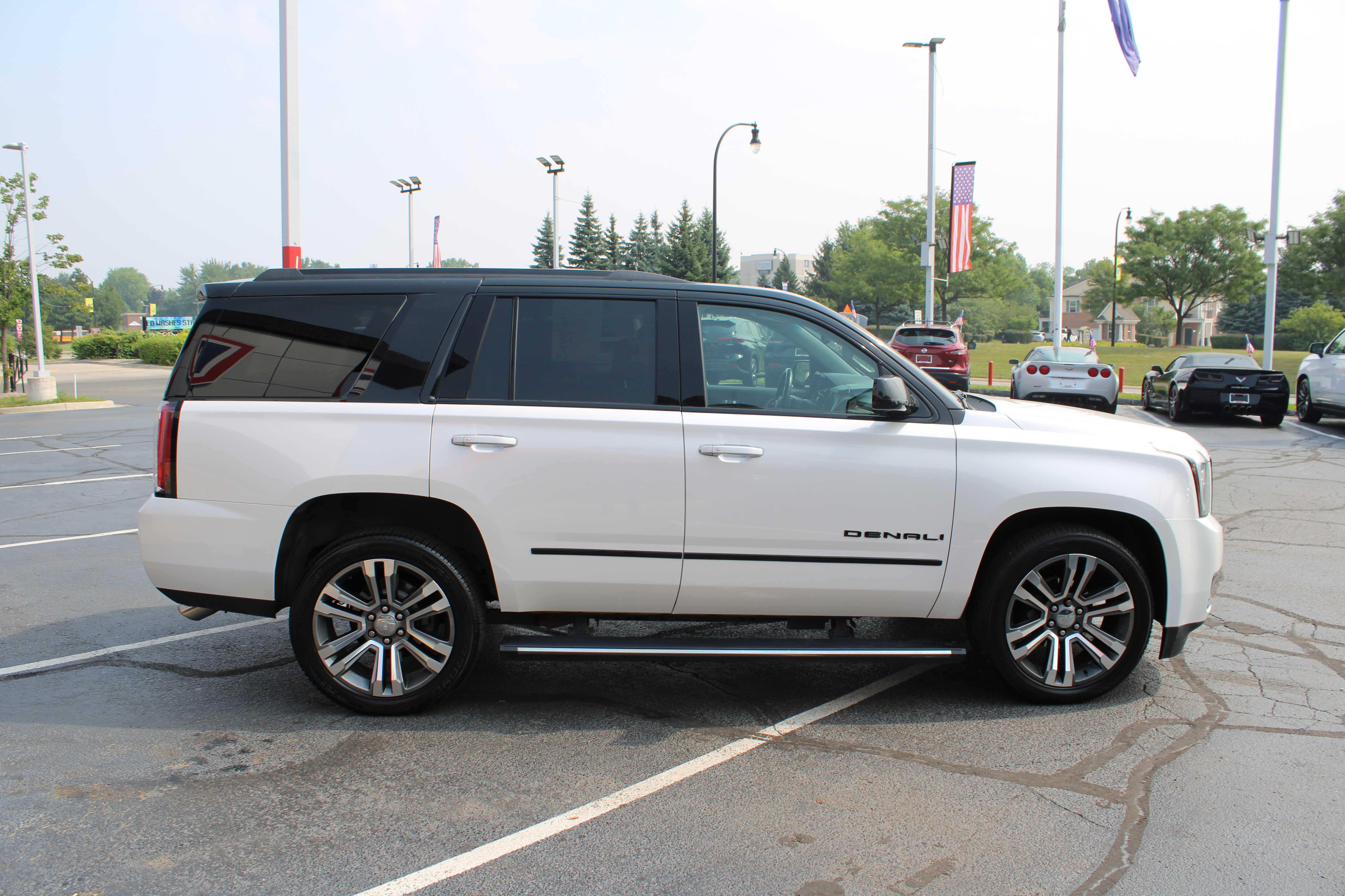 WHITE, 2019 GMC YUKON Thumnail Image 5