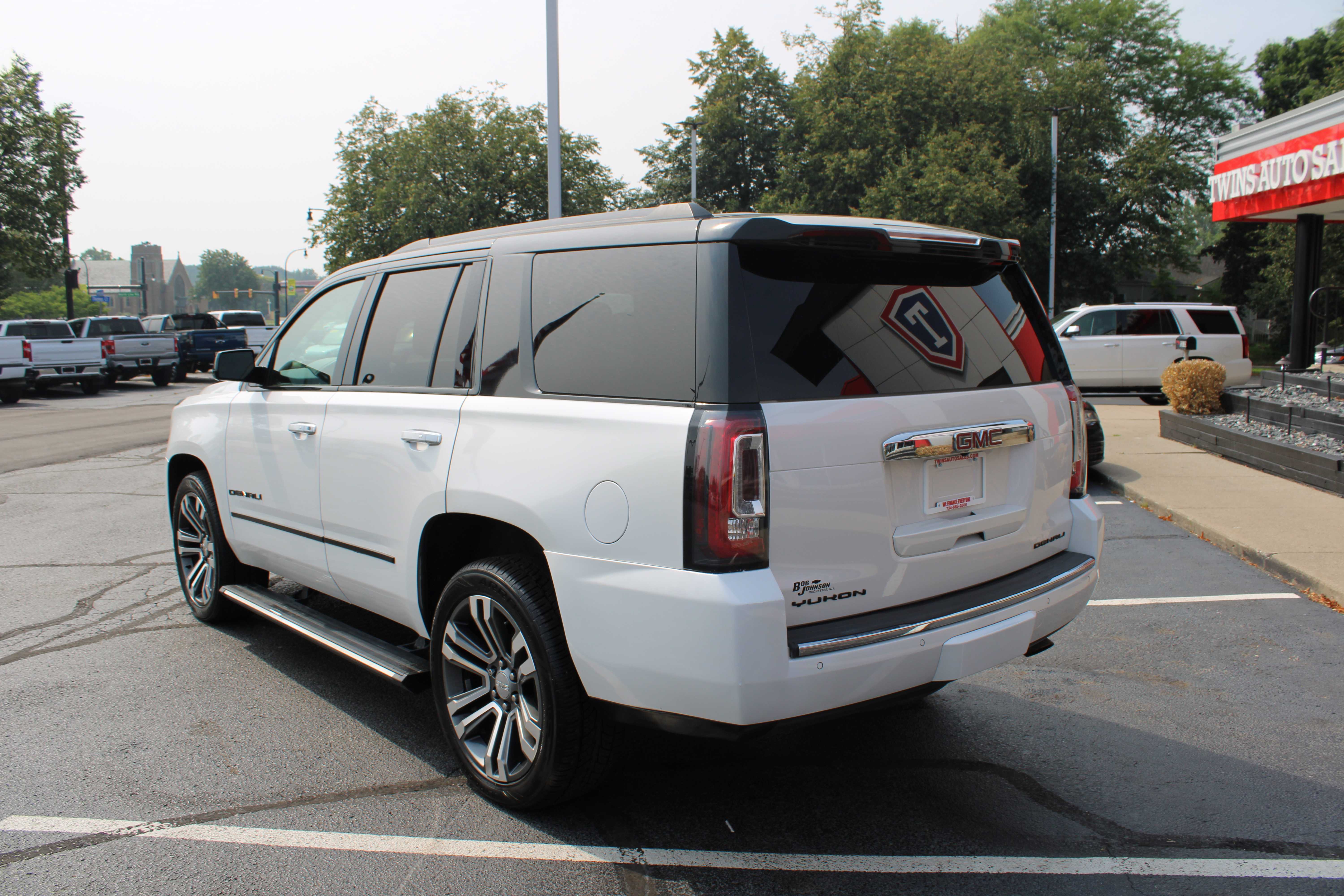 WHITE, 2019 GMC YUKON Thumnail Image 8