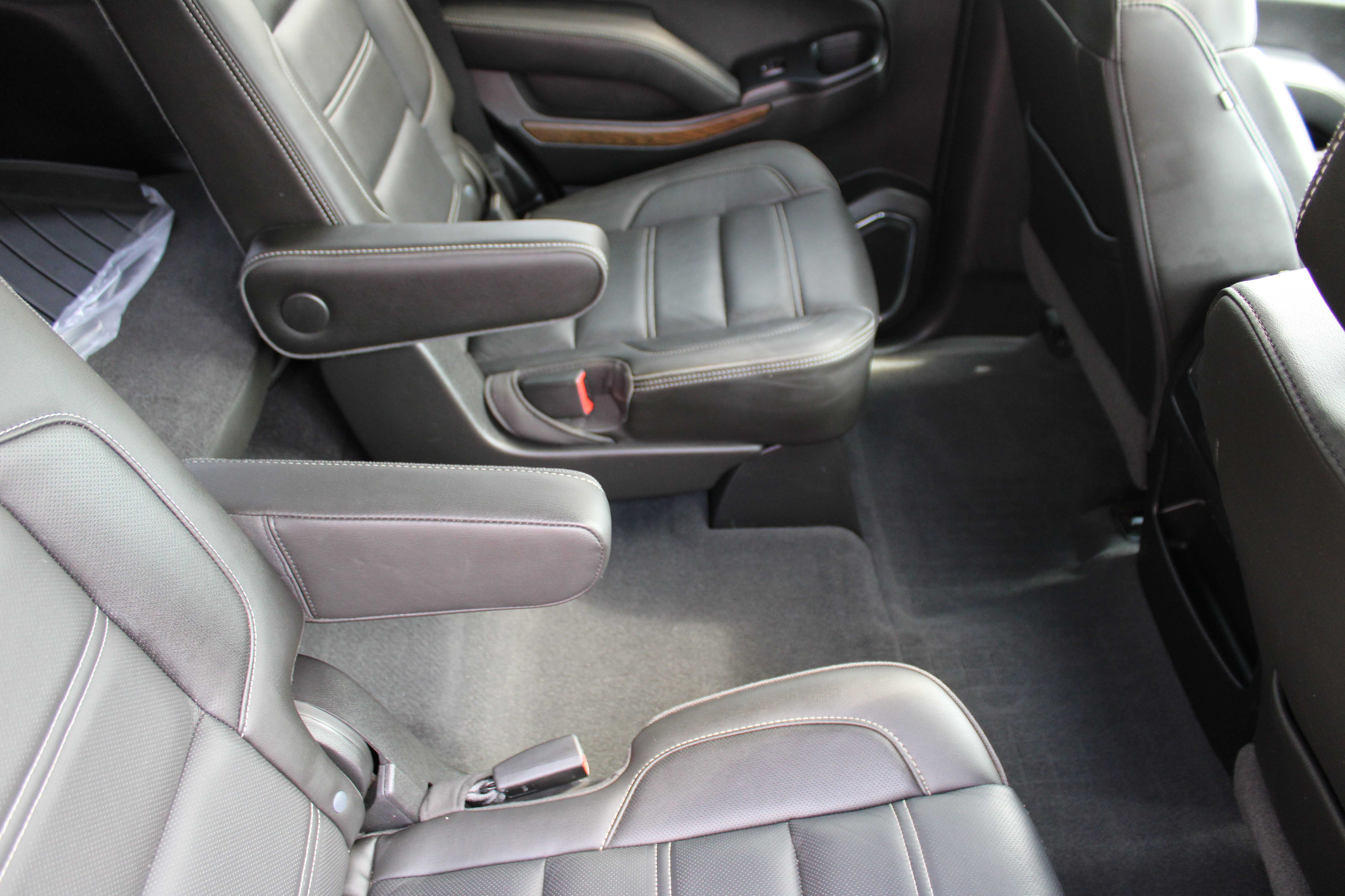 WHITE, 2019 GMC YUKON Thumnail Image 26