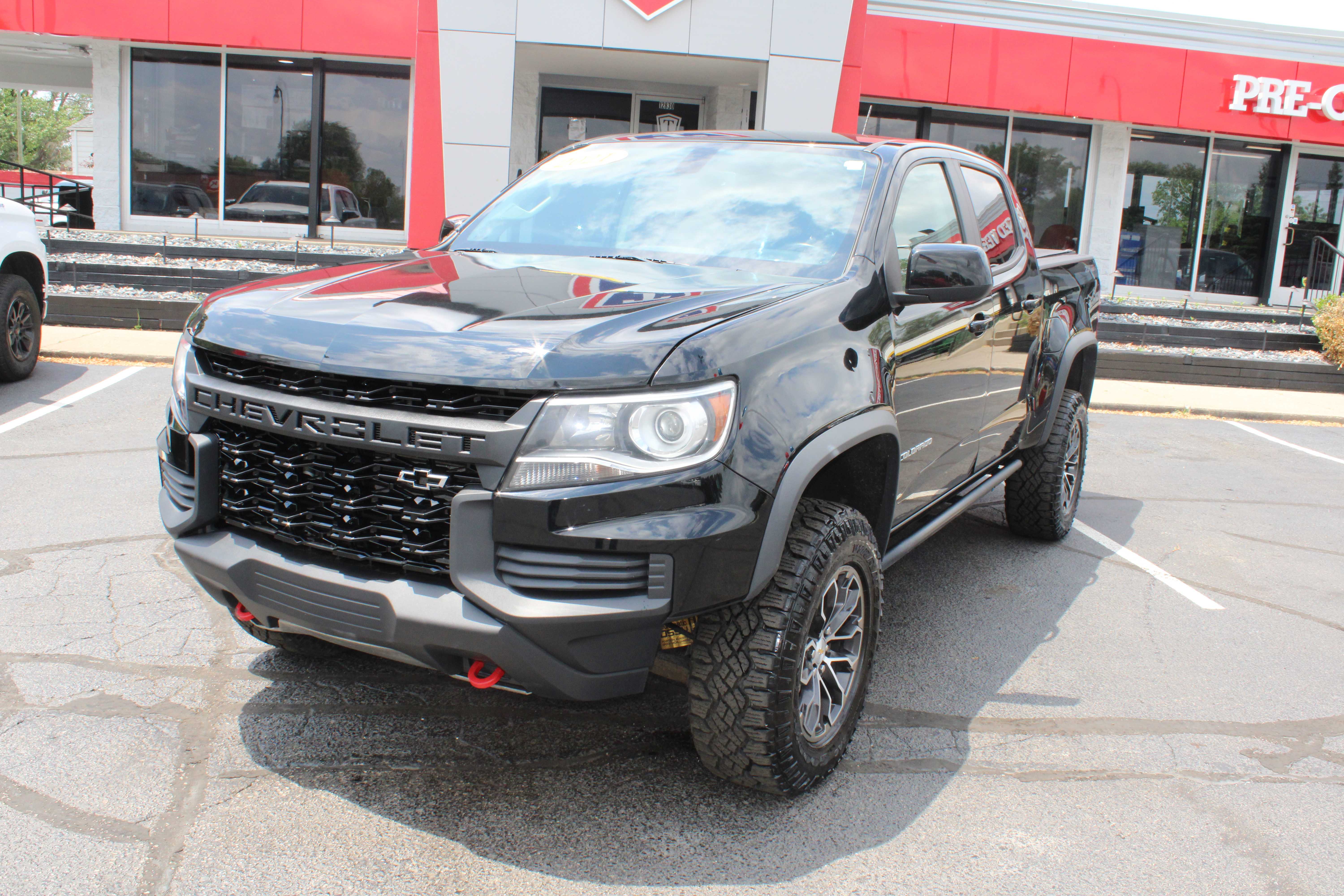BLACK, 2021 CHEVROLET COLORADO CREW CAB Thumnail Image 2