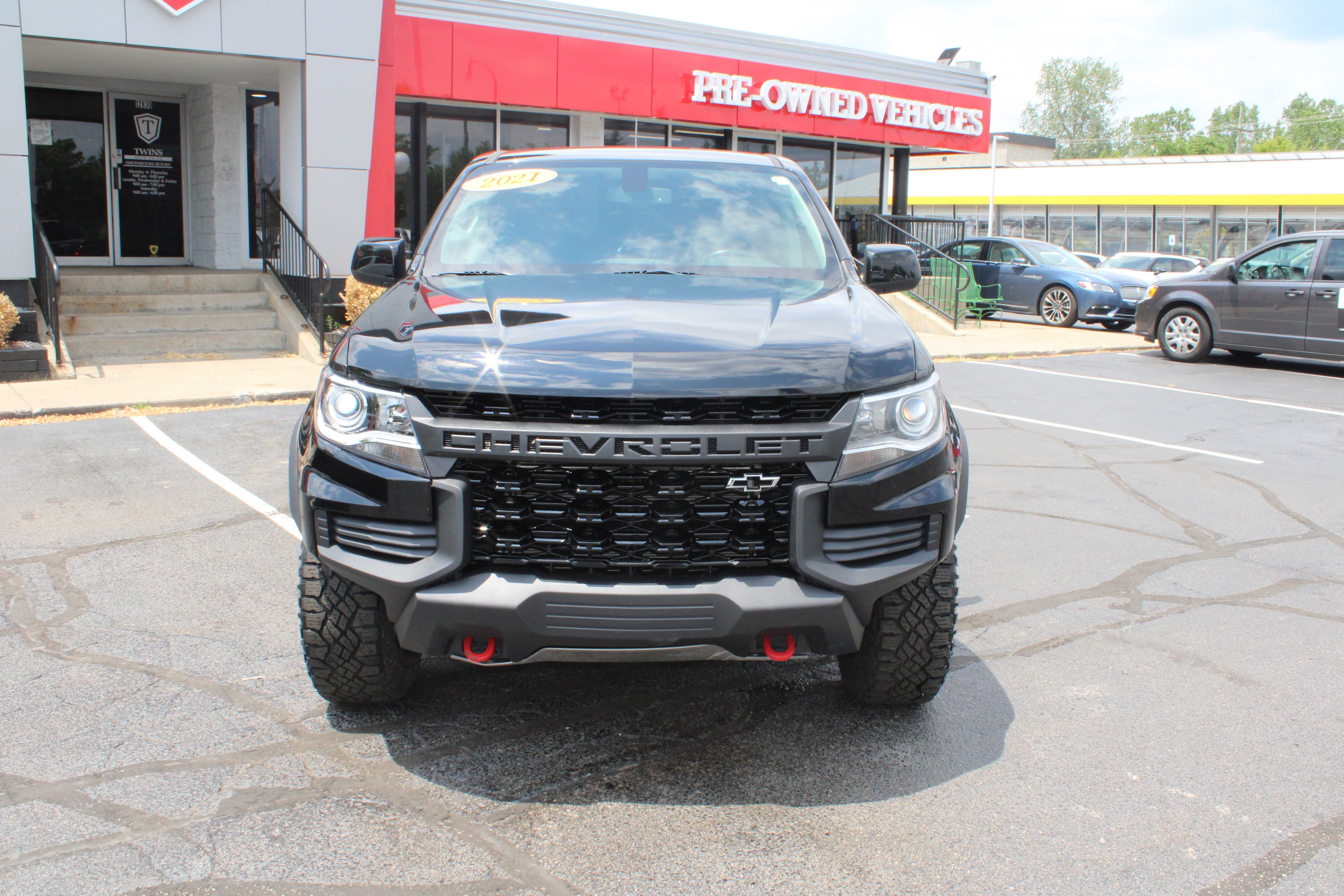 BLACK, 2021 CHEVROLET COLORADO CREW CAB Thumnail Image 3