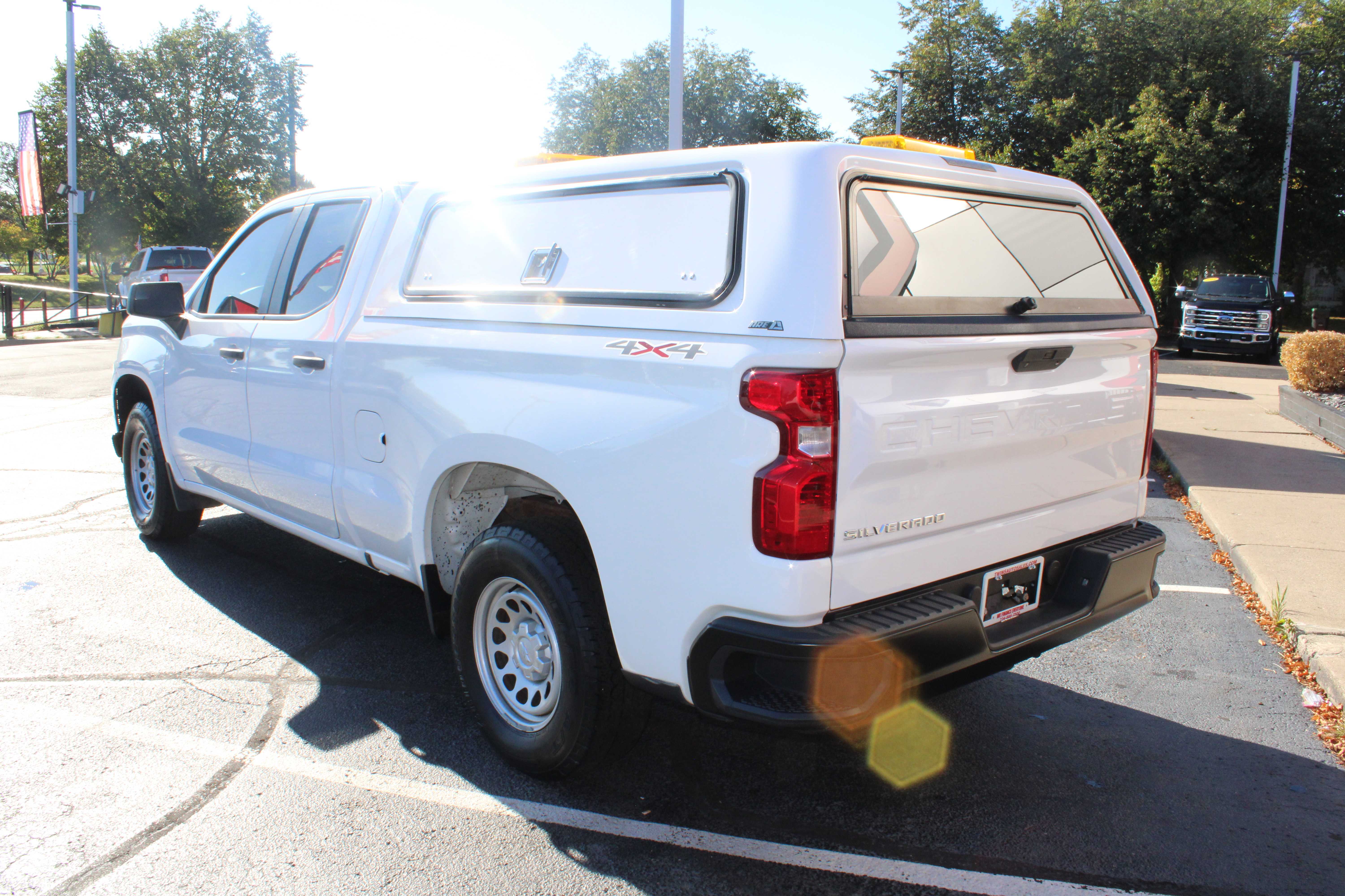 WHITE, 2019 CHEVROLET SILVERADO 1500 DOUBLE CAB Thumnail Image 8