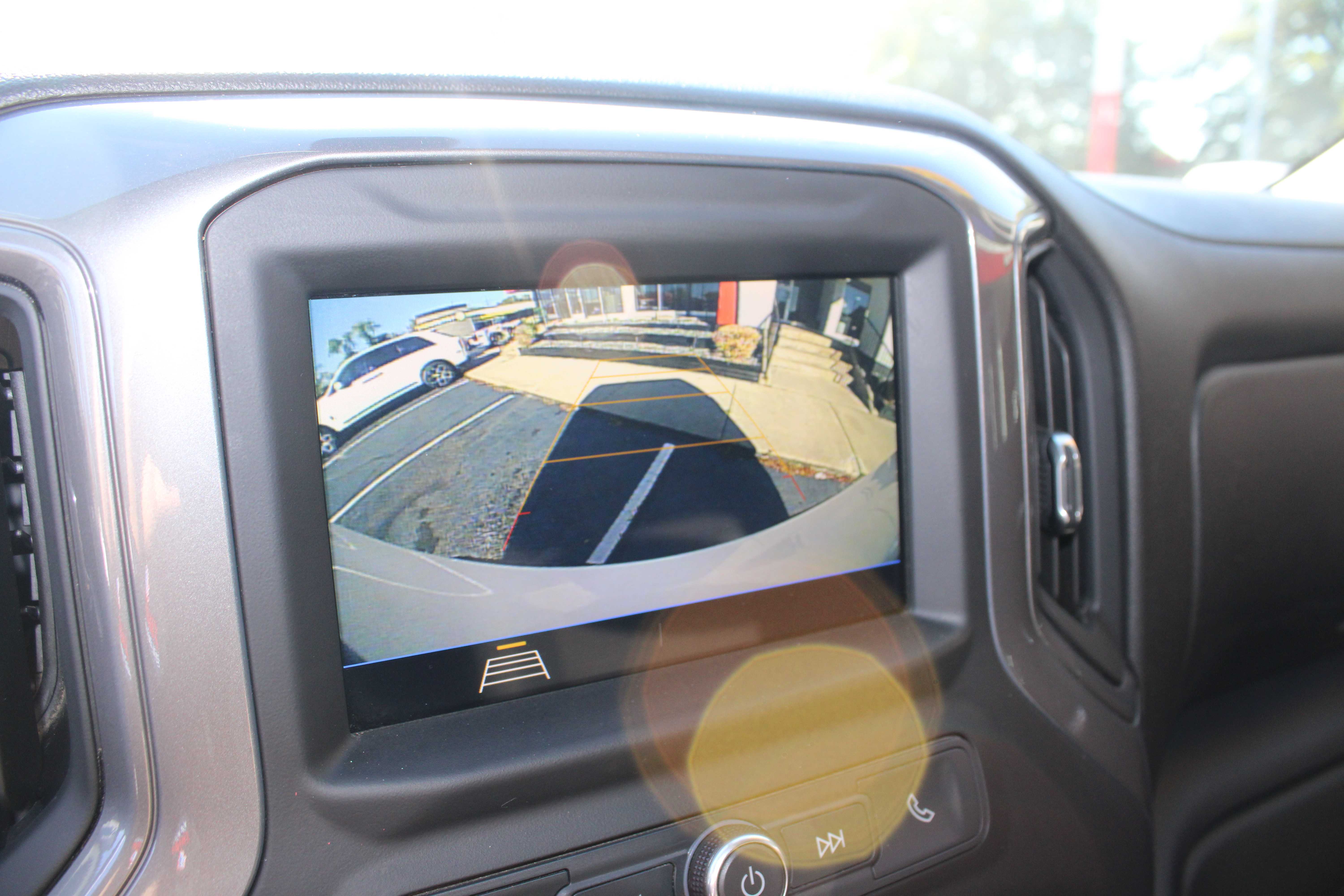 WHITE, 2019 CHEVROLET SILVERADO 1500 DOUBLE CAB Thumnail Image 17