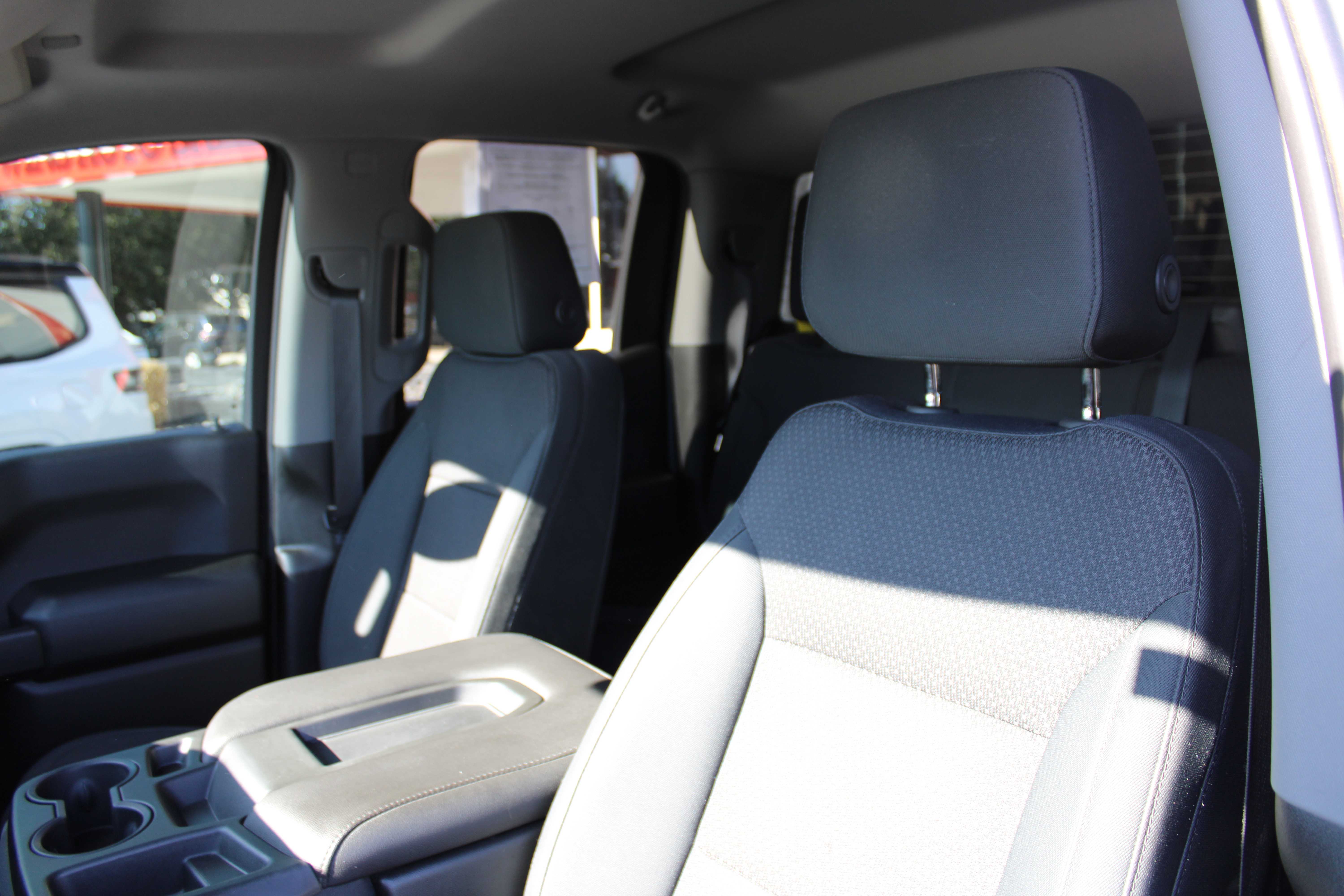 WHITE, 2019 CHEVROLET SILVERADO 1500 DOUBLE CAB Thumnail Image 18