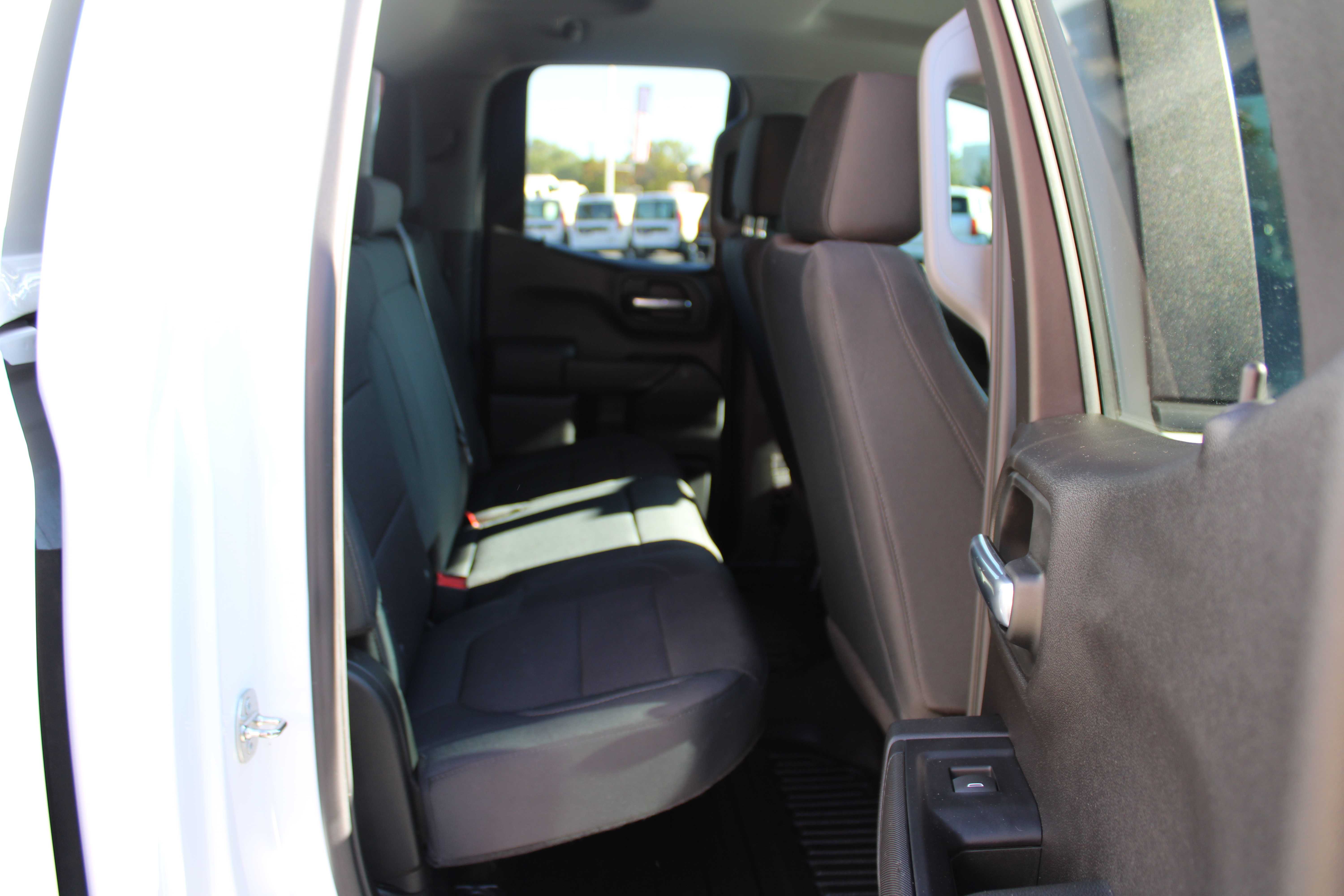 WHITE, 2019 CHEVROLET SILVERADO 1500 DOUBLE CAB Thumnail Image 21