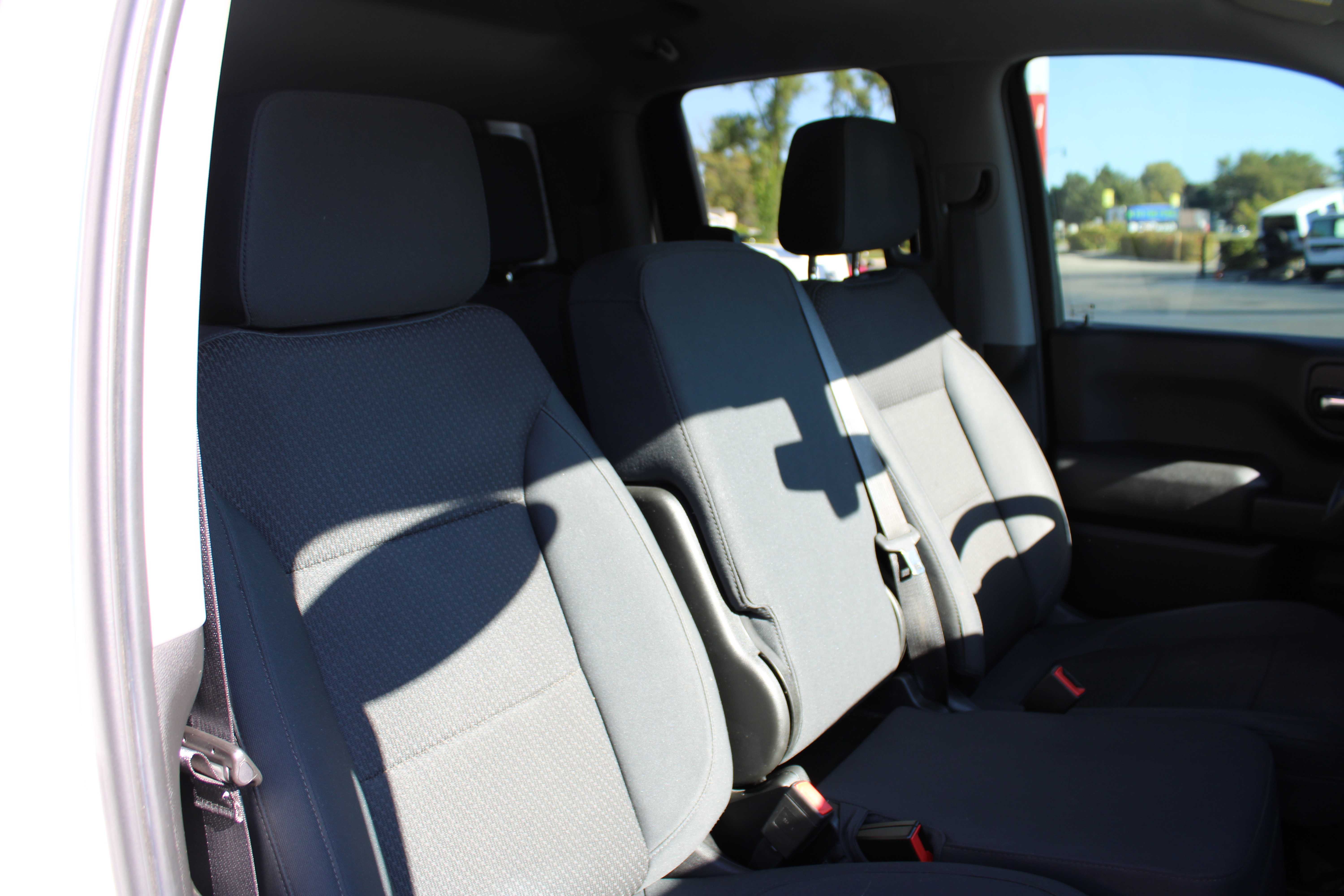 WHITE, 2019 CHEVROLET SILVERADO 1500 DOUBLE CAB Thumnail Image 23