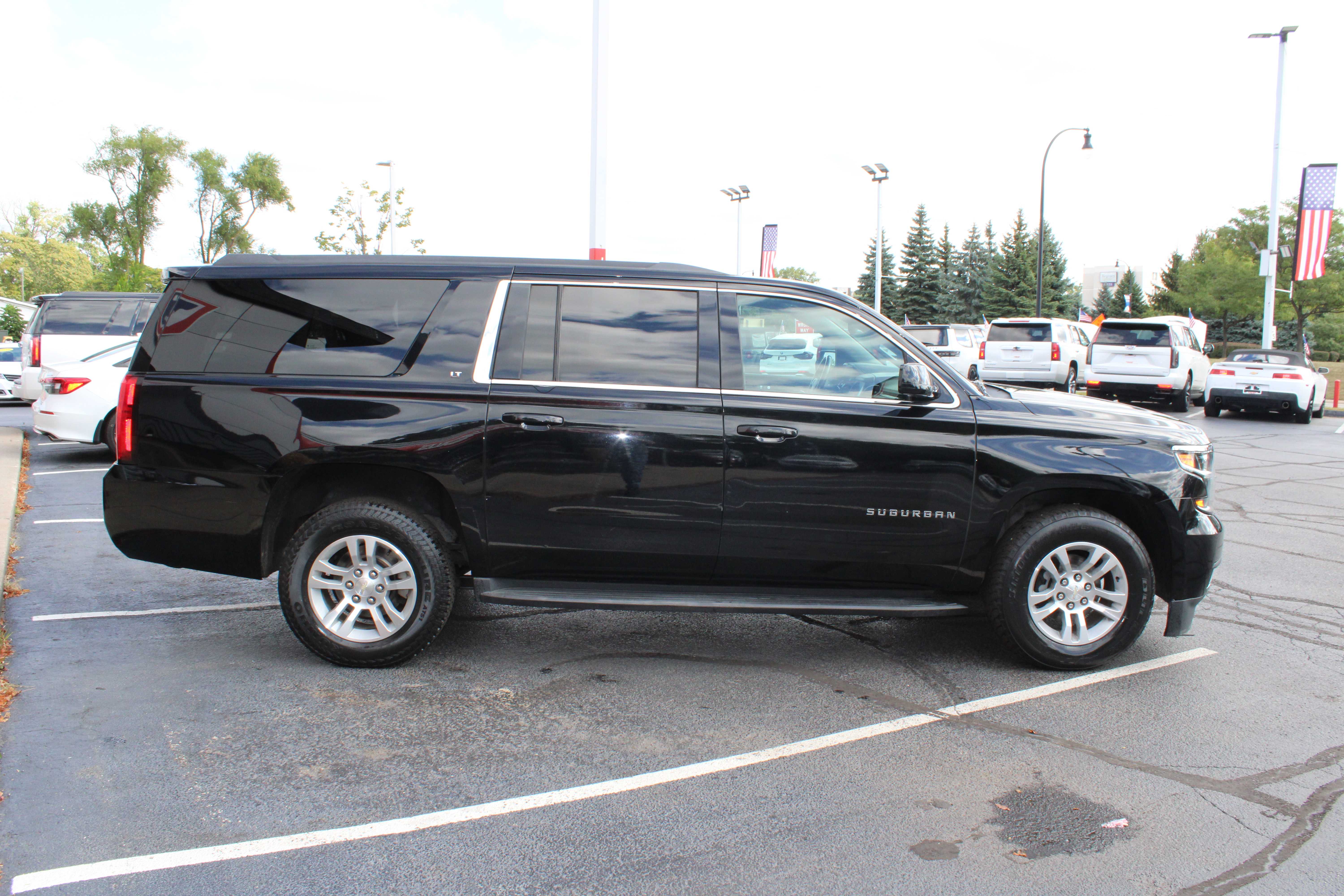 BLACK, 2019 CHEVROLET SUBURBAN Thumnail Image 5