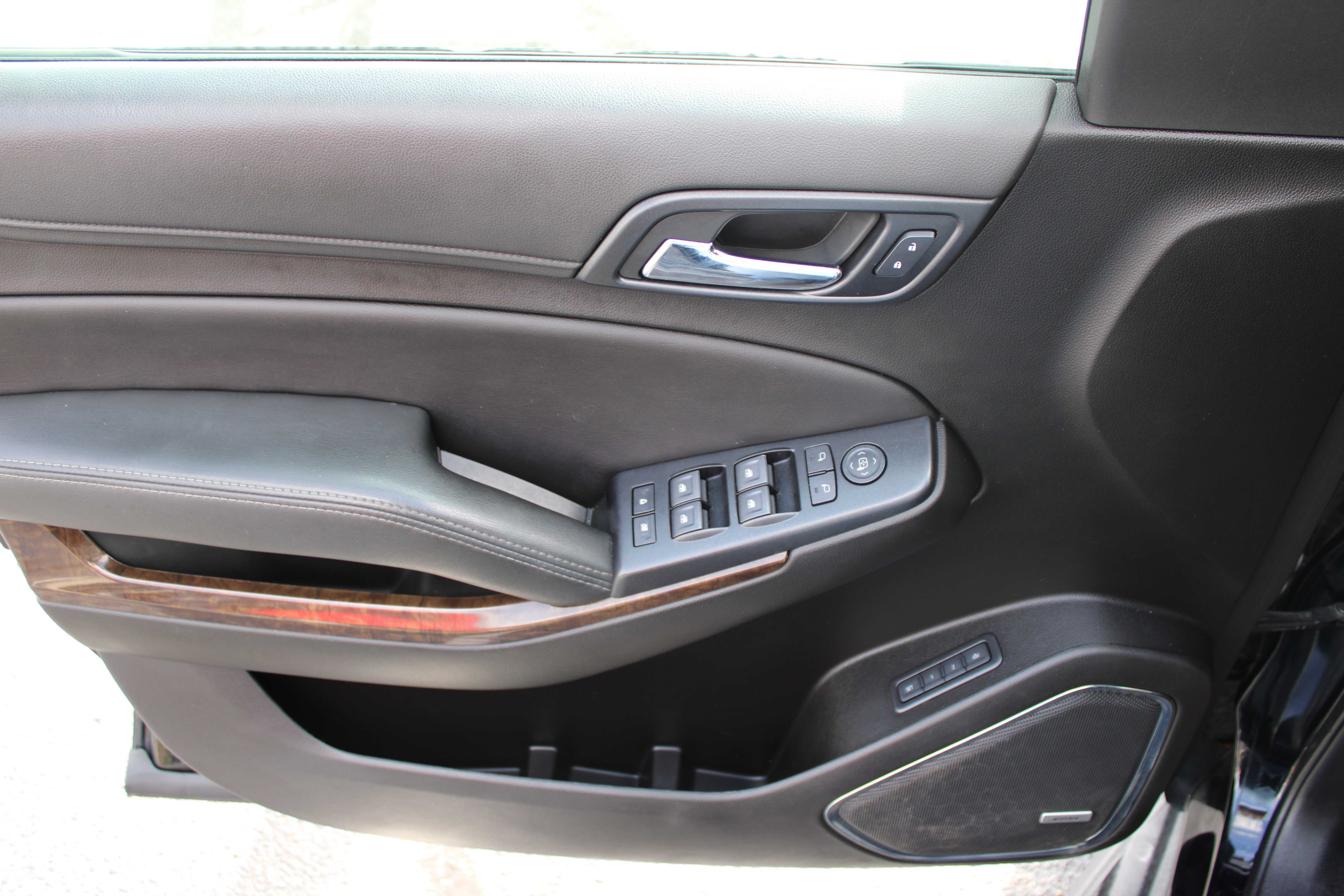 BLACK, 2019 CHEVROLET SUBURBAN Thumnail Image 9
