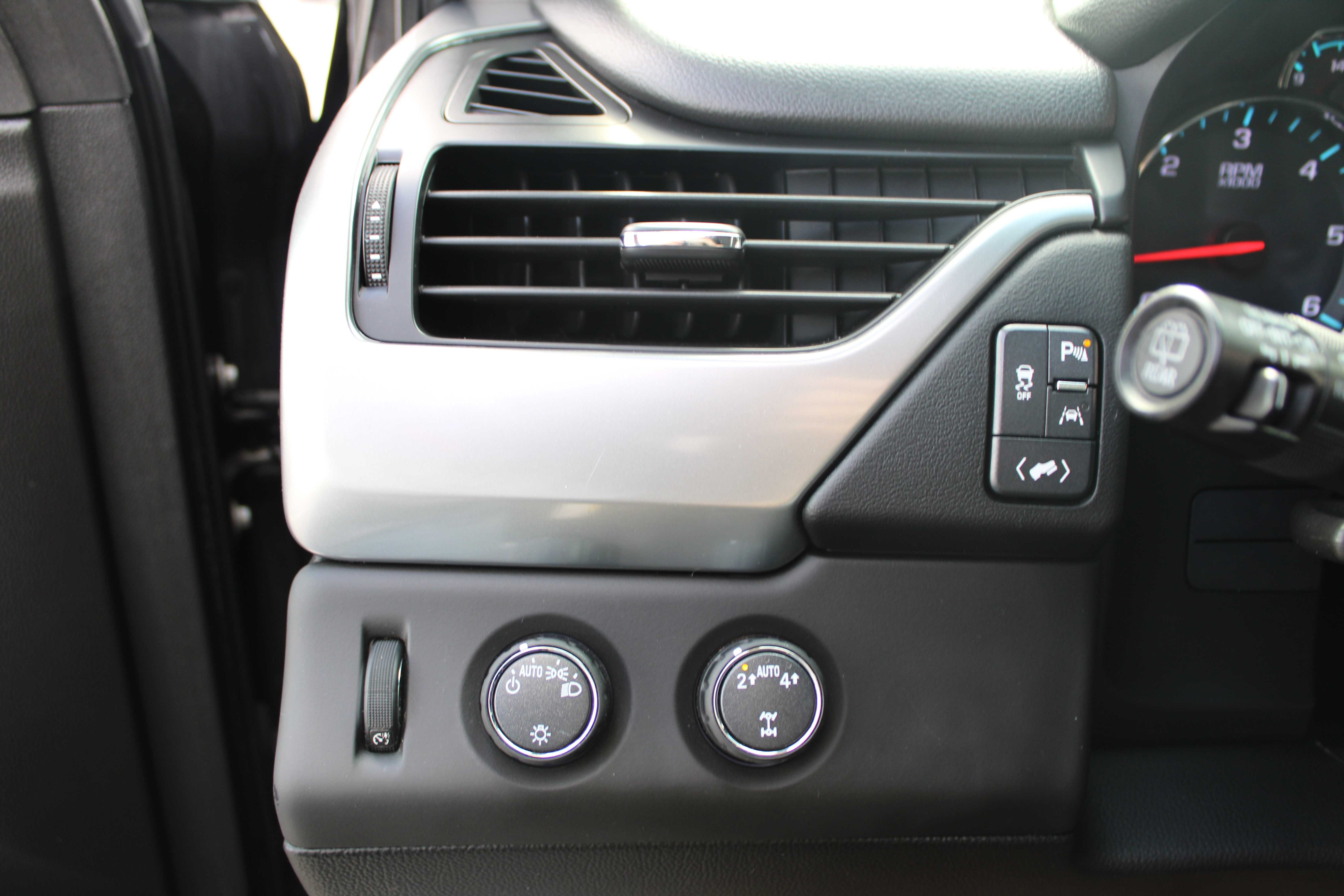 BLACK, 2019 CHEVROLET SUBURBAN Thumnail Image 12