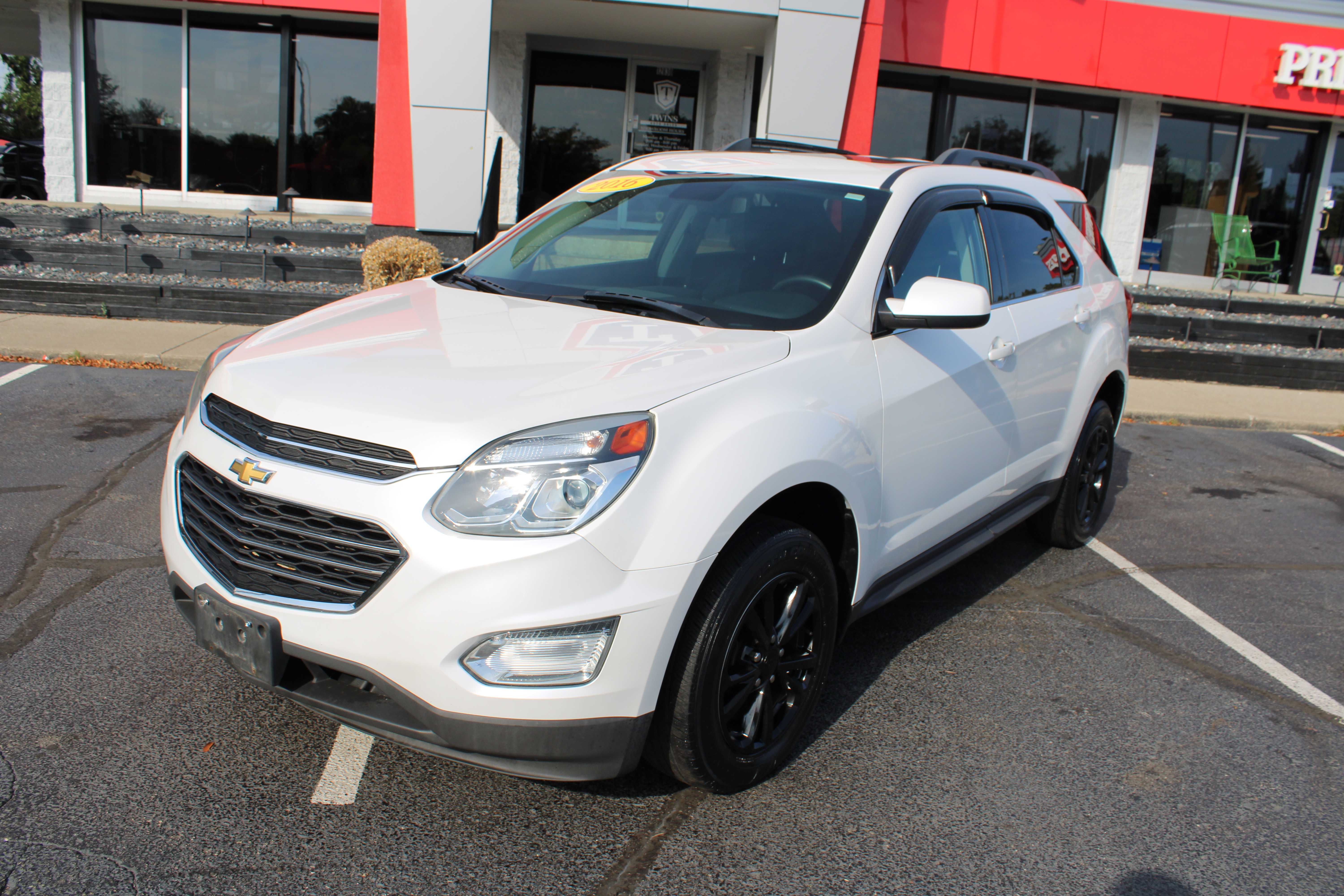 WHITE, 2016 CHEVROLET EQUINOX Thumnail Image 2