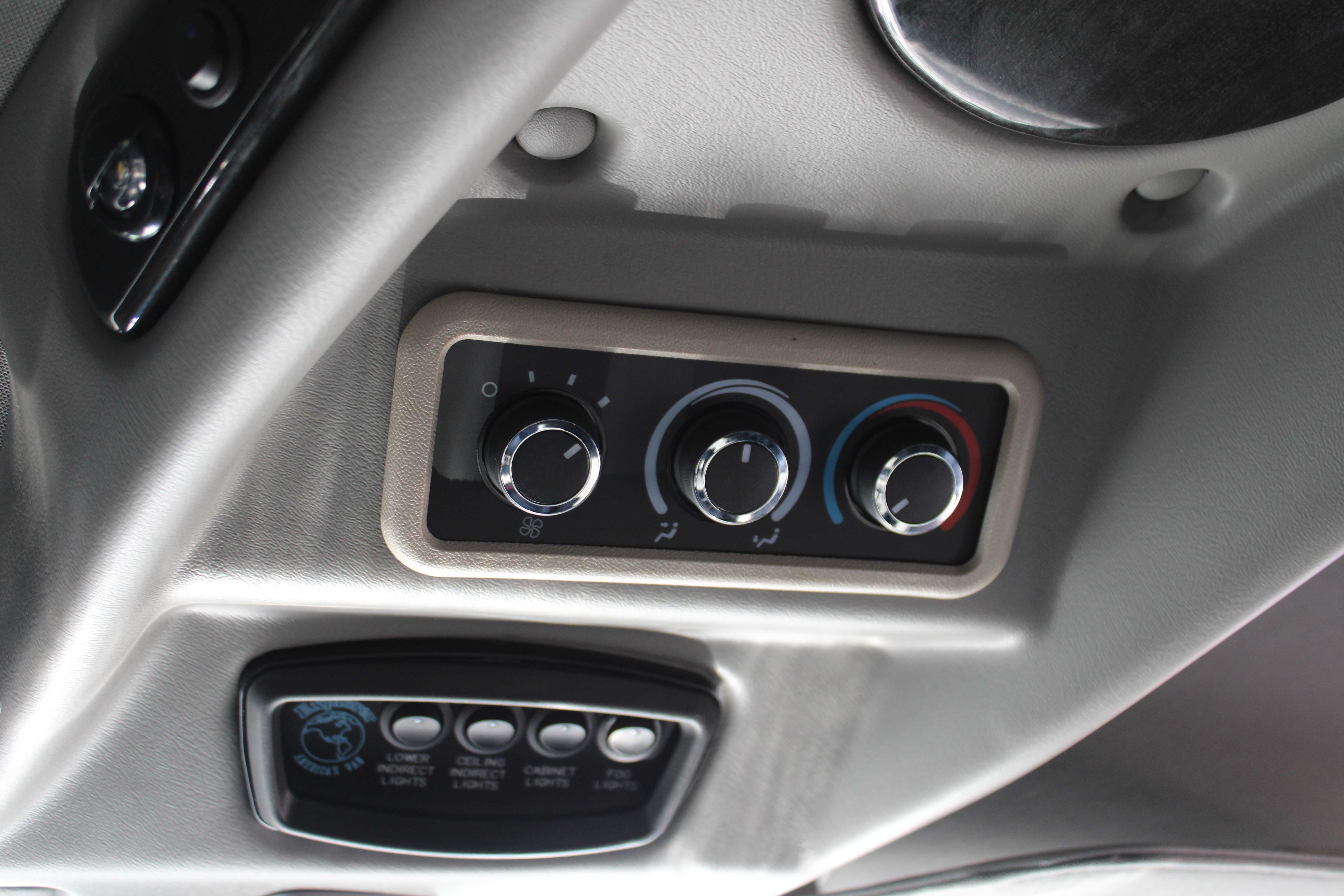 GOLD, 2021 CHEVROLET EXPRESS 2500 PASSENGER Thumnail Image 20
