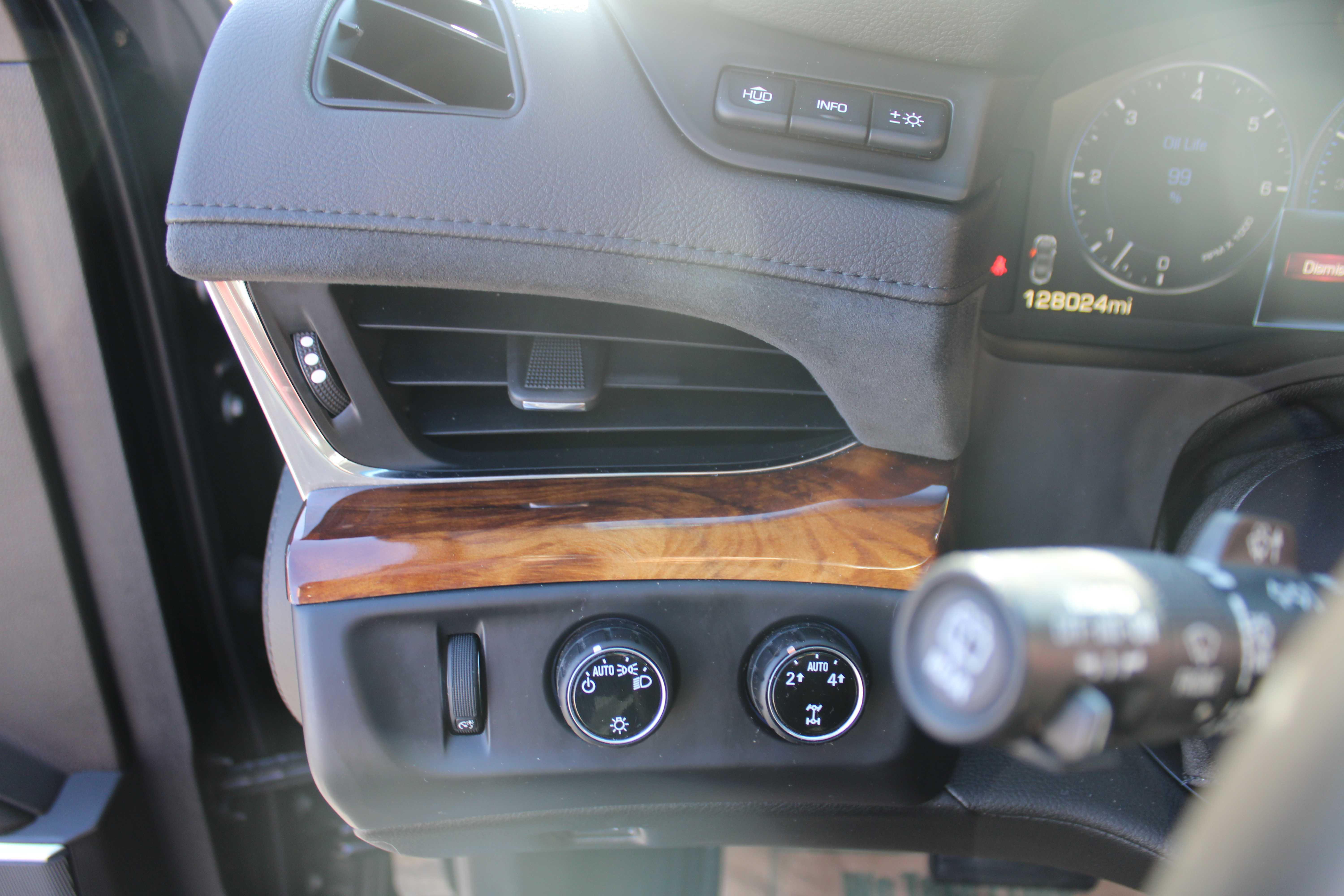 BLACK, 2015 CADILLAC ESCALADE Thumnail Image 12