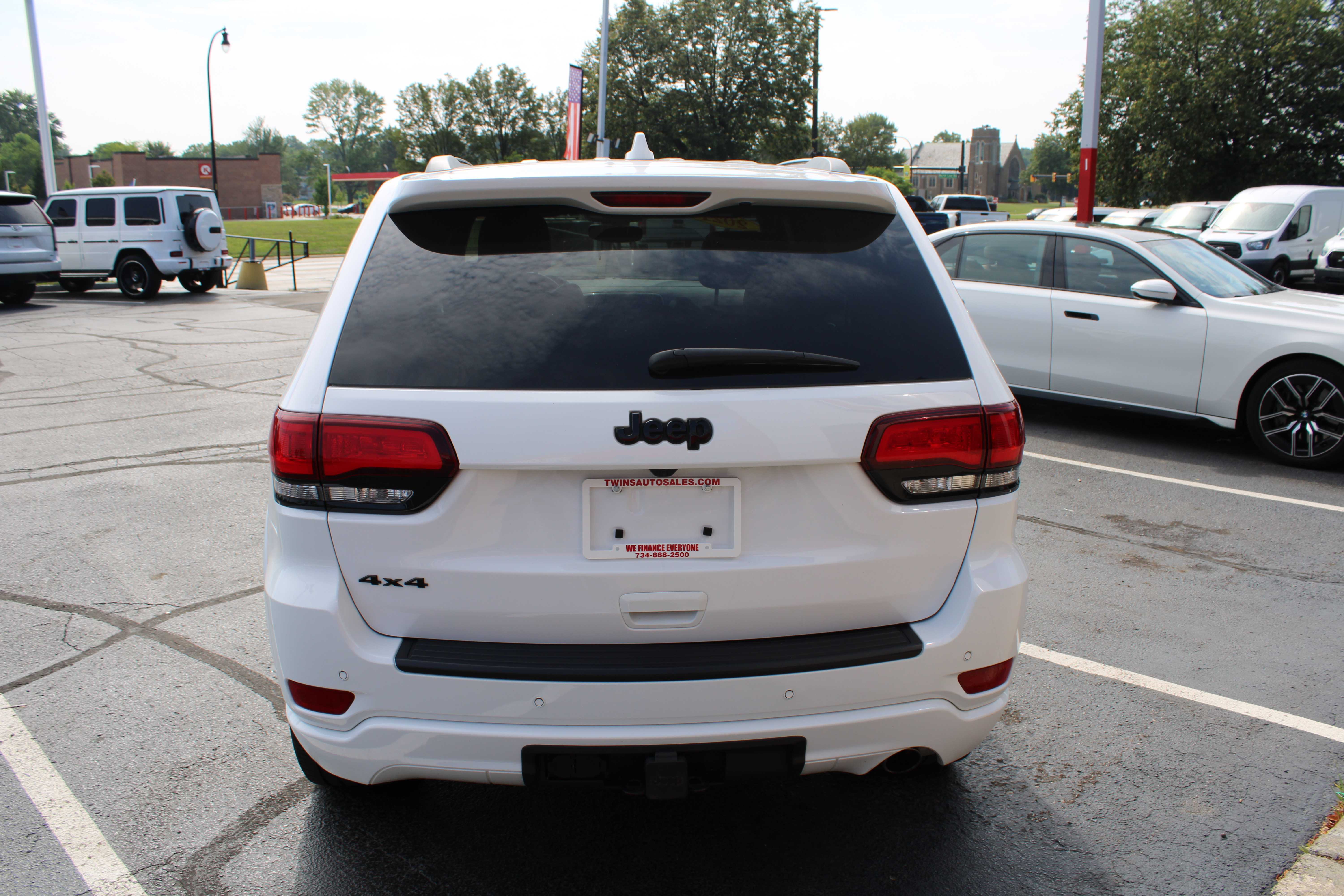 WHITE, 2021 JEEP GRAND CHEROKEE Thumnail Image 7