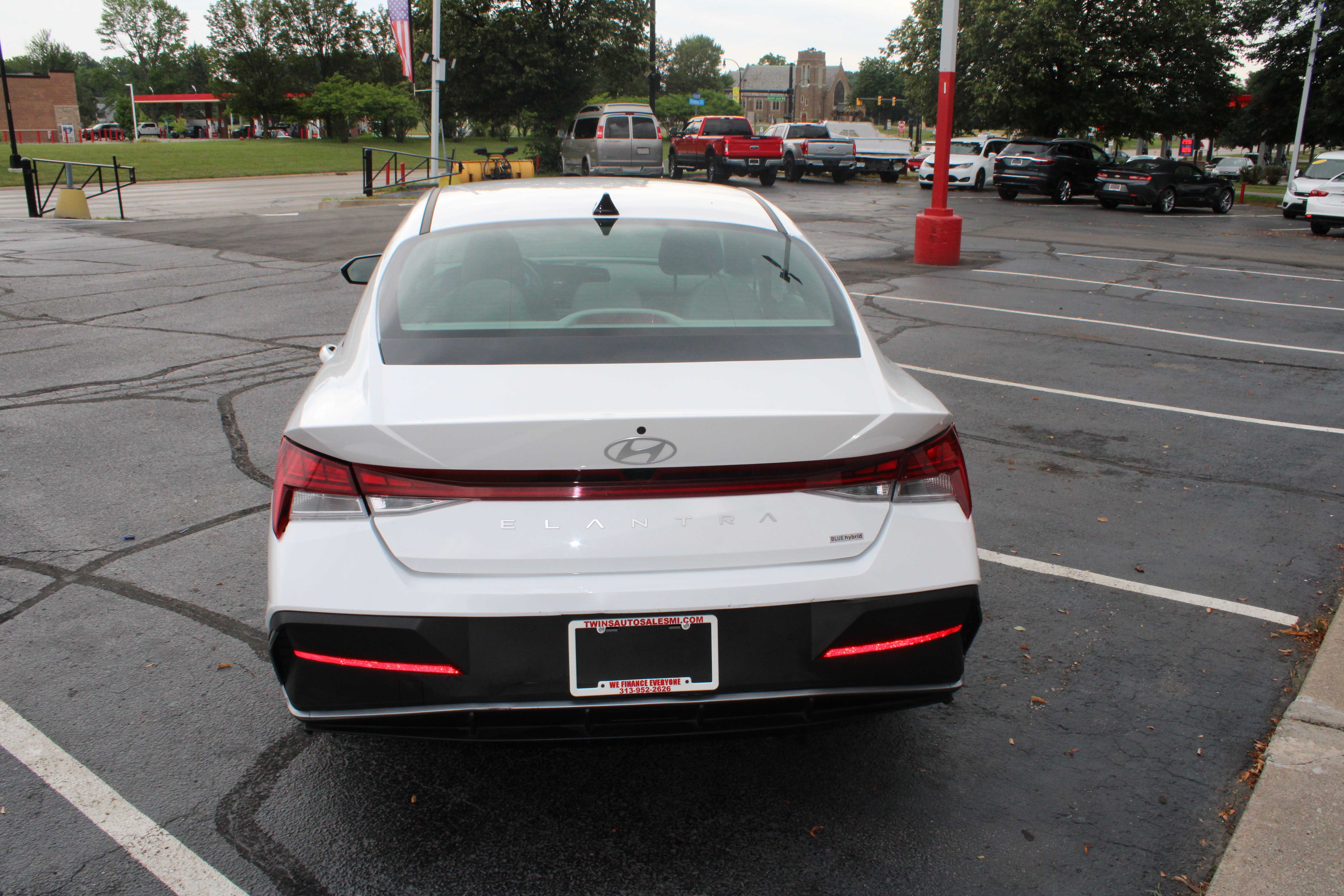 WHITE, 2024 HYUNDAI ELANTRA HYBRID Thumnail Image 7